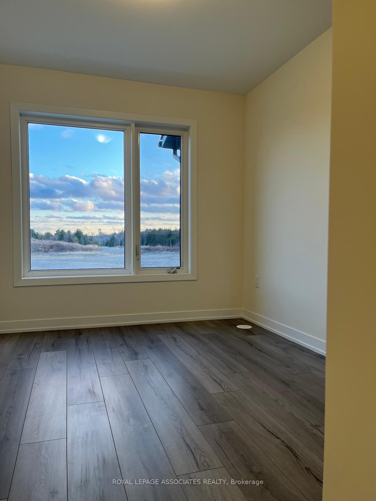 Photo 17 of Unit 602, 1695 Dersan Street, Pickering, Duffin Heights — HOMEH