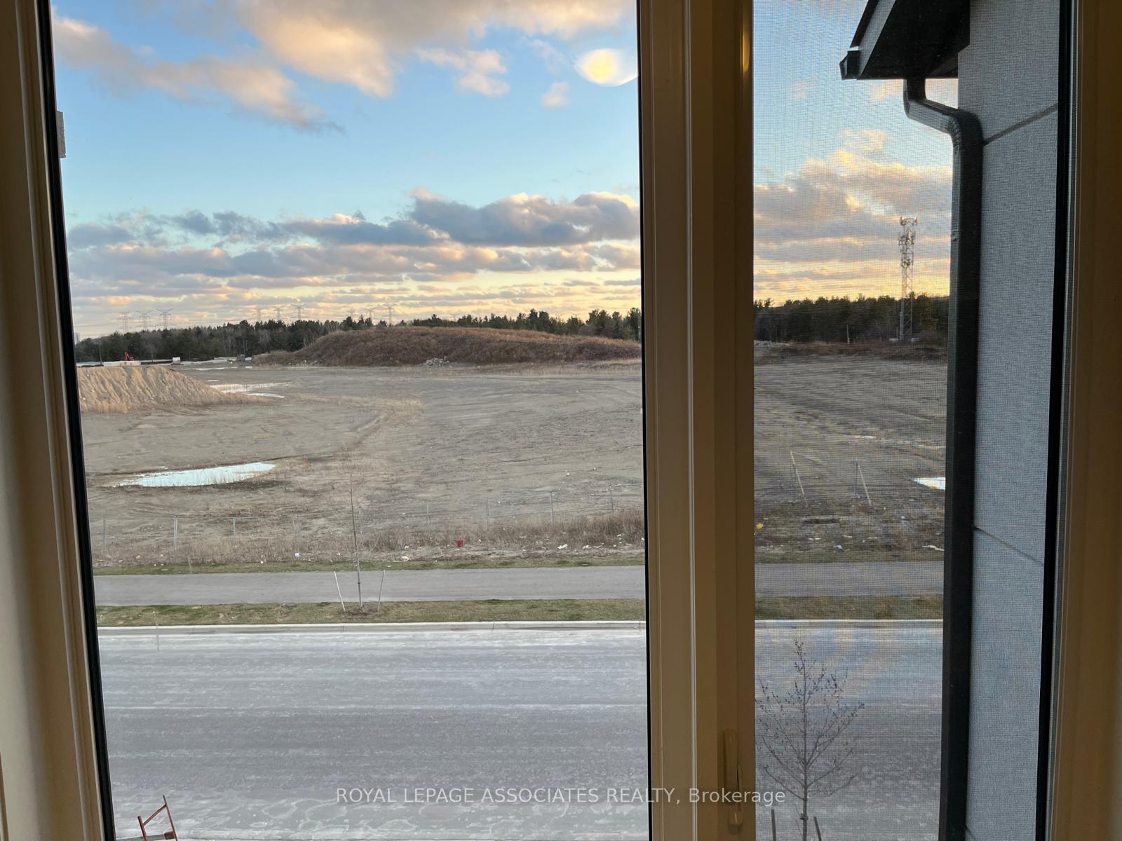 Photo 25 of Unit 602, 1695 Dersan Street, Pickering, Duffin Heights — HOMEH