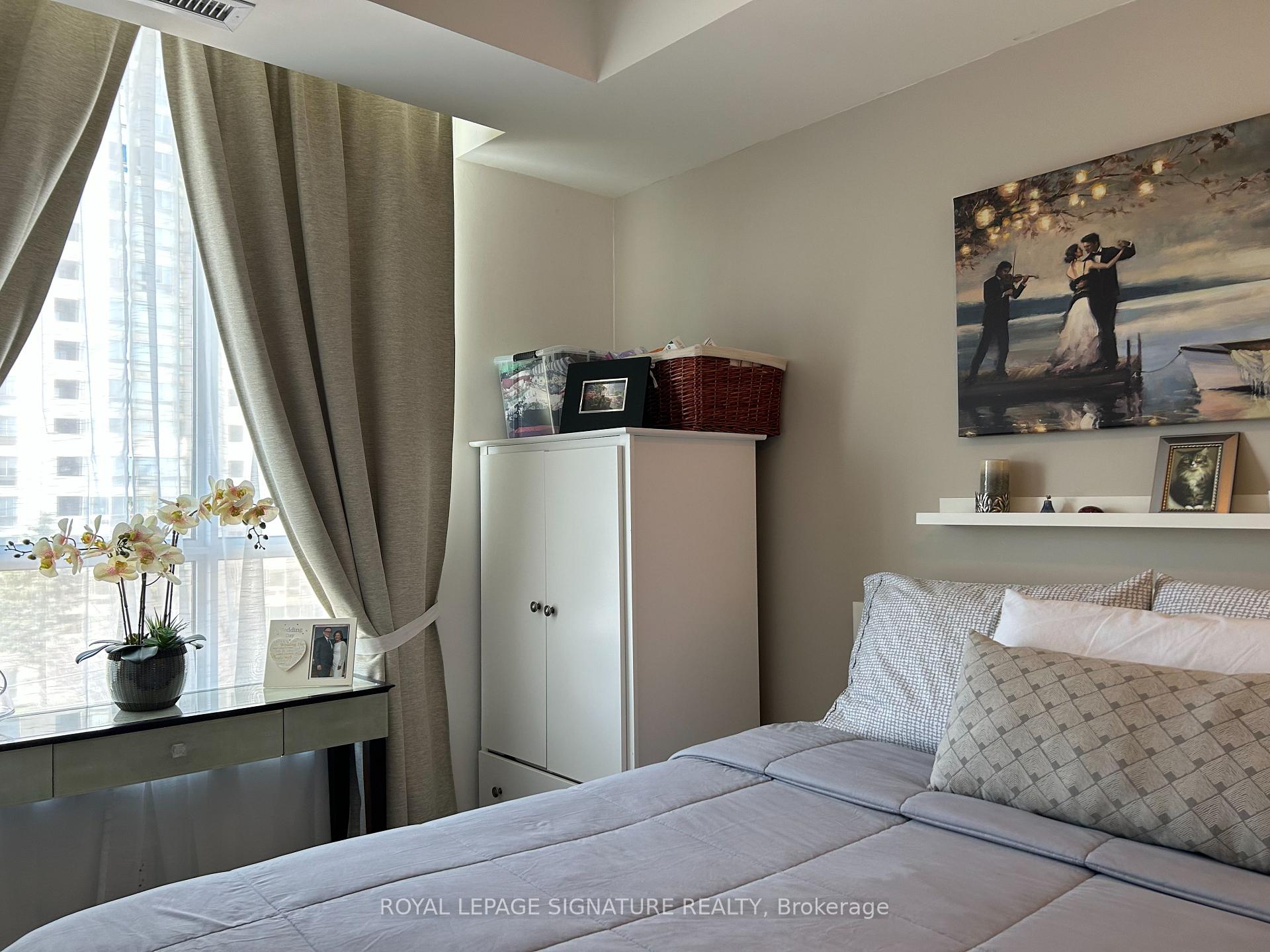 Photo 7 of Unit 705, 3655 Kingston Road, Scarborough, Scarborough Village — HOMEH