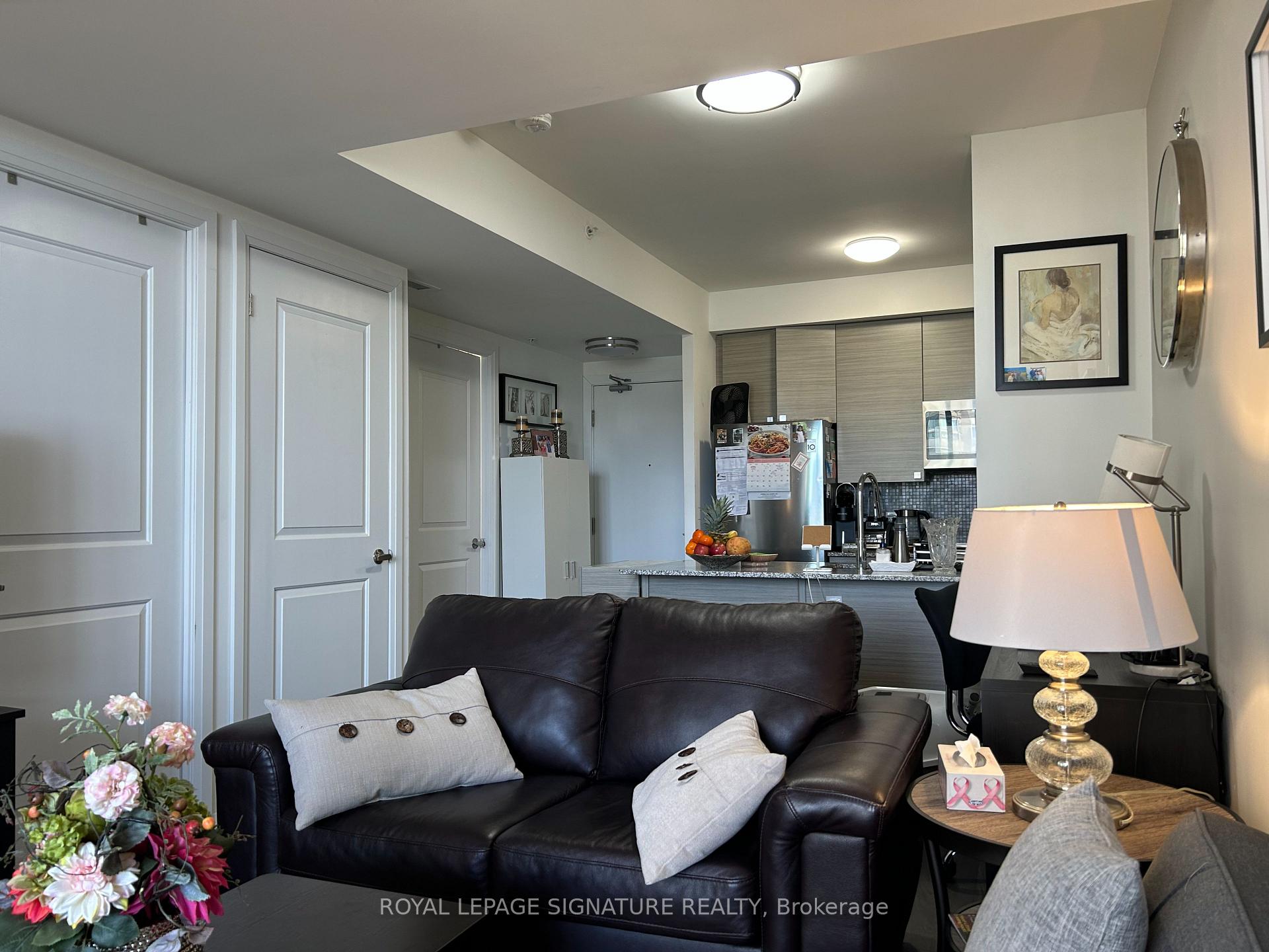 Photo 10 of Unit 705, 3655 Kingston Road, Scarborough, Scarborough Village — HOMEH