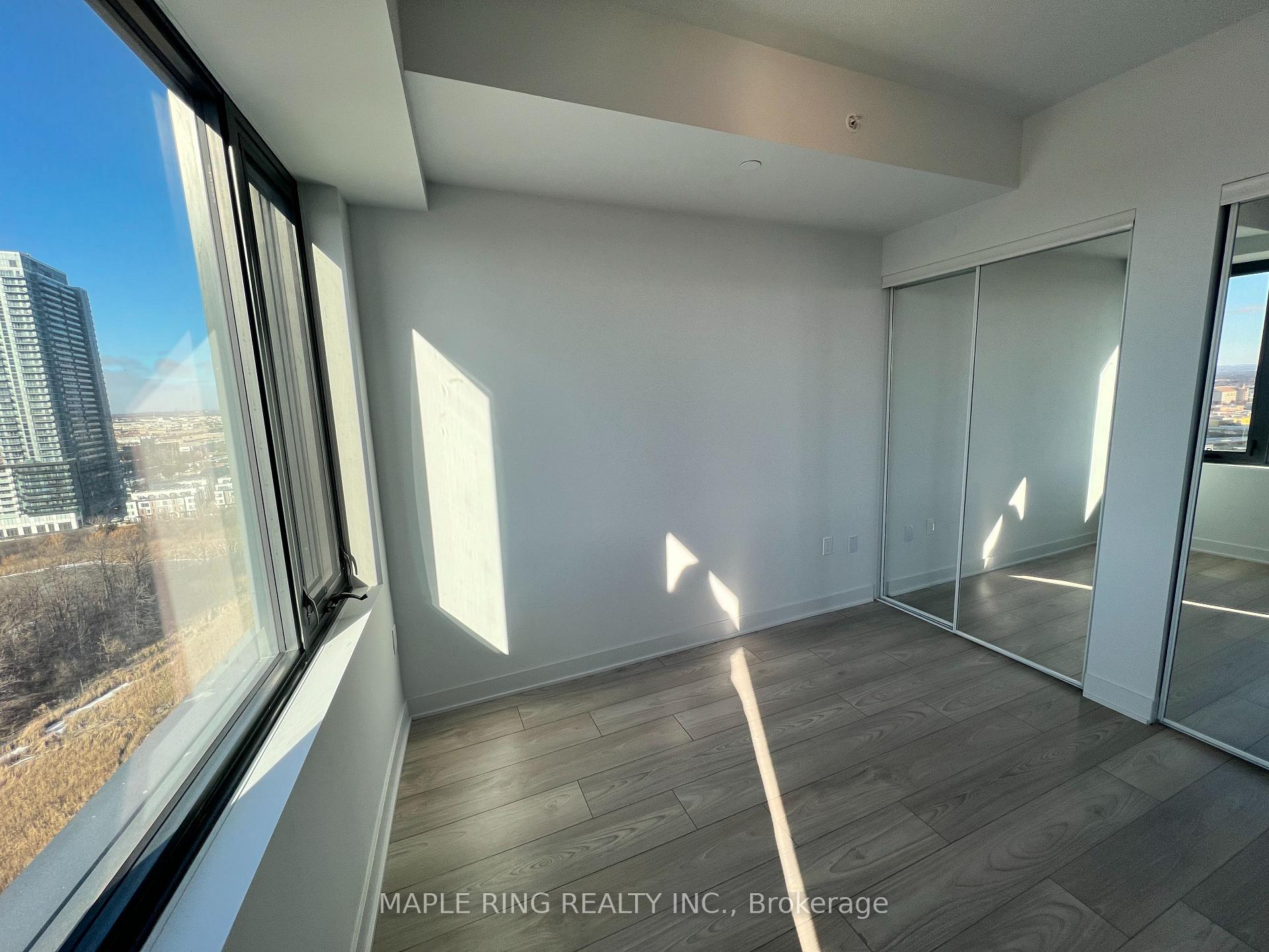 Photo 3 of Unit 1612, 2920 Highway 7 Road, Vaughan, Concord — HOMEH