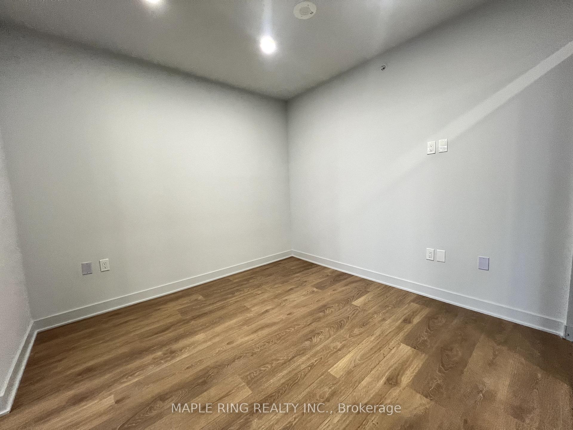 Photo 4 of Unit 2208, 2920 Highway 7 Road, Vaughan, Concord — HOMEH