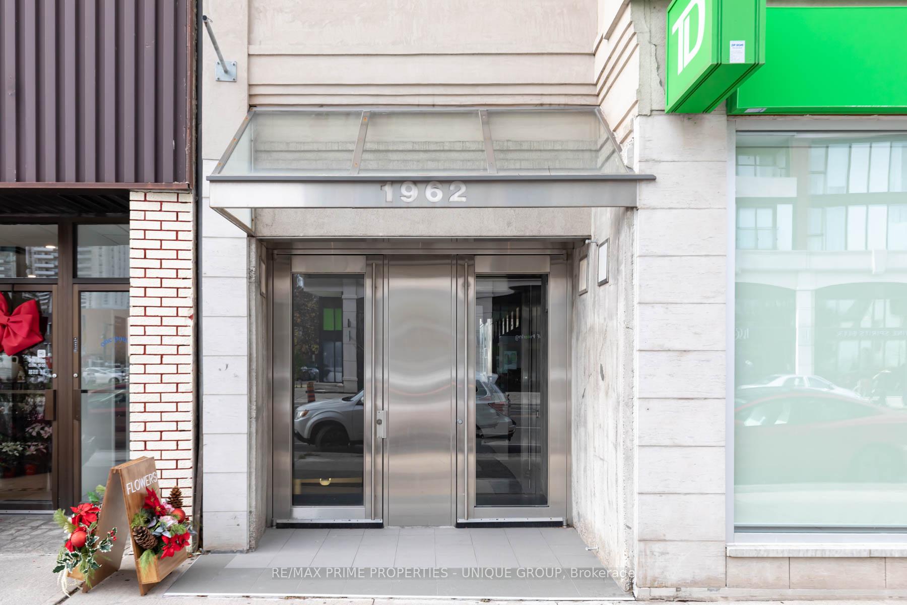 Photo 1 of Unit 402, 1962 Yonge Street, Toronto, Yonge-Eglinton — HOMEH