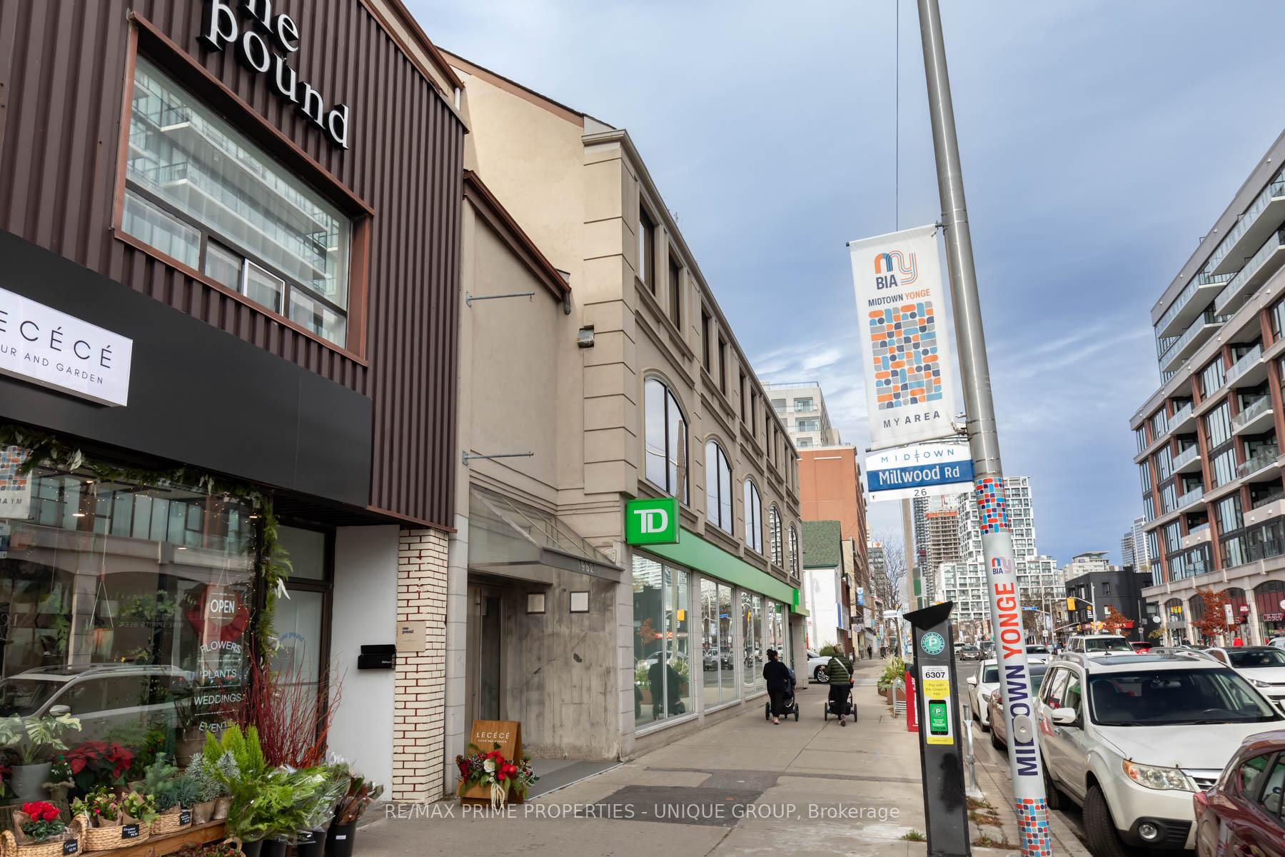 Photo 21 of Unit 402, 1962 Yonge Street, Toronto, Yonge-Eglinton — HOMEH