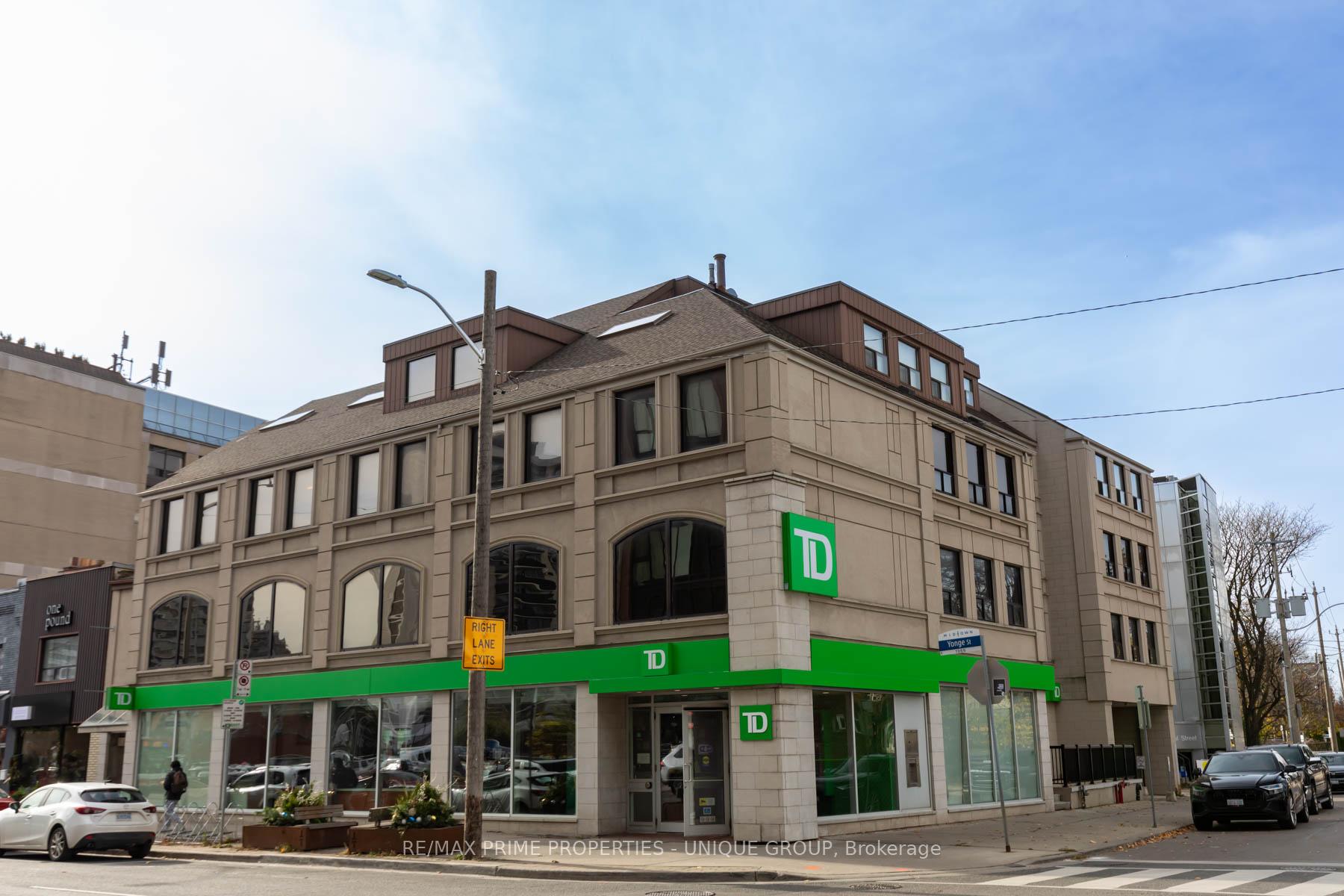 Photo 16 of Unit 402, 1962 Yonge Street, Toronto, Yonge-Eglinton — HOMEH