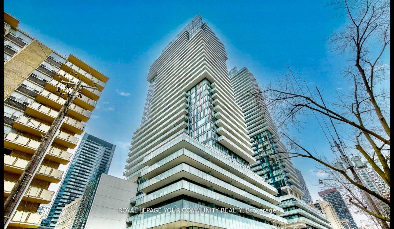Front of Unit 409, 185 Roehampton Avenue