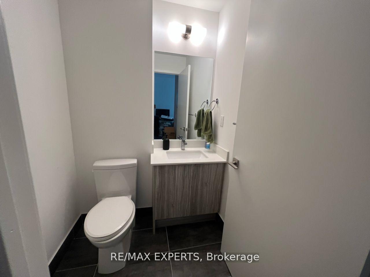 Photo 5 of Unit 2101, 2908 Highway 7 Road, Vaughan, Concord — HOMEH