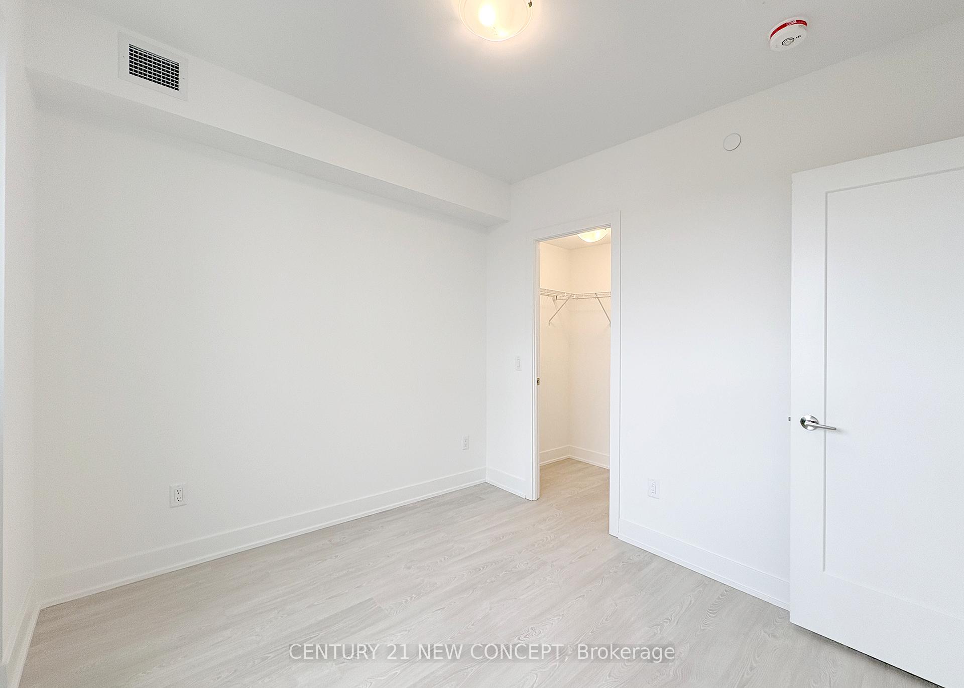 Photo 7 of Unit 819, 2545 Simcoe Street N, Oshawa, Windfields — HOMEH