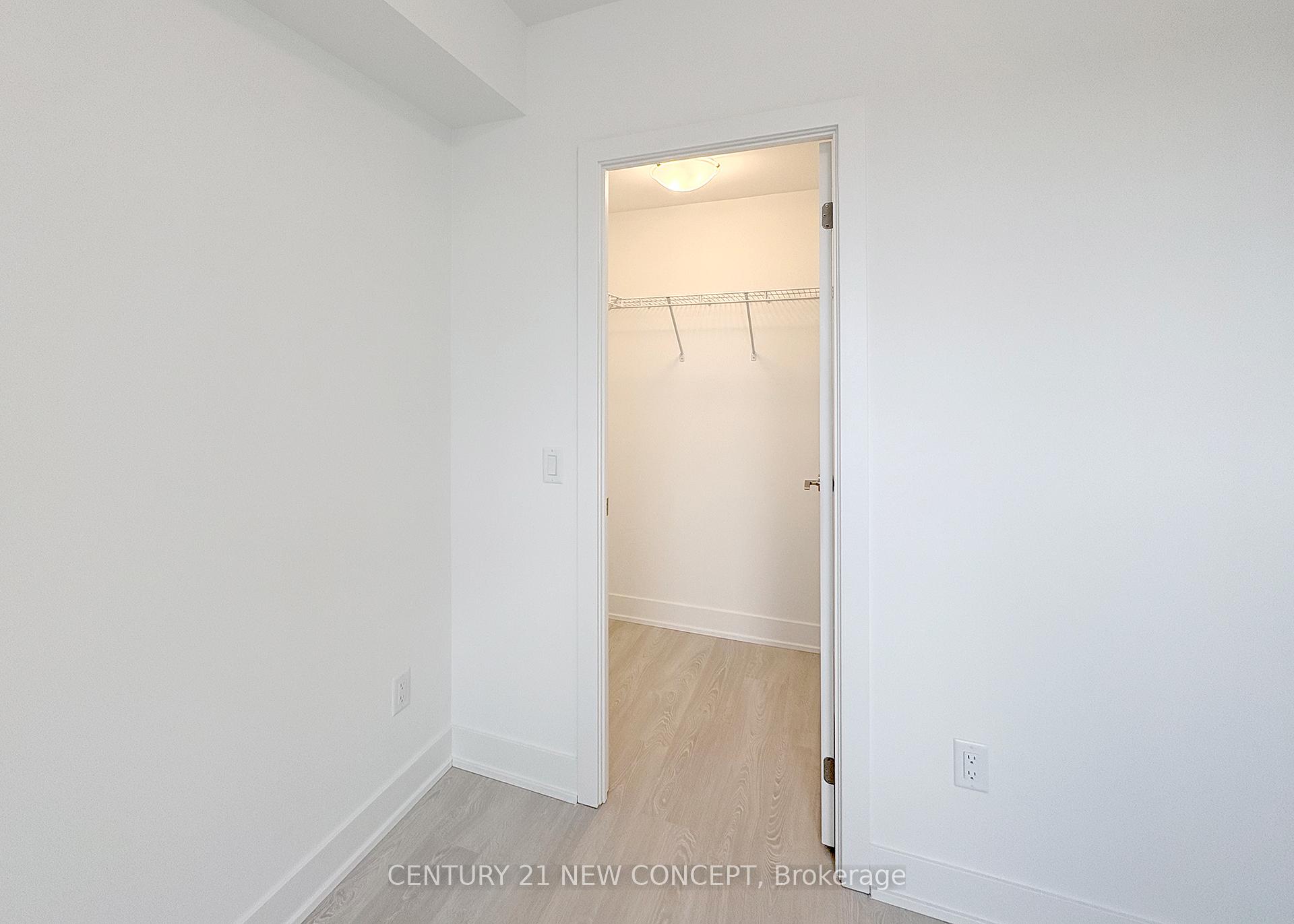Photo 6 of Unit 819, 2545 Simcoe Street N, Oshawa, Windfields — HOMEH