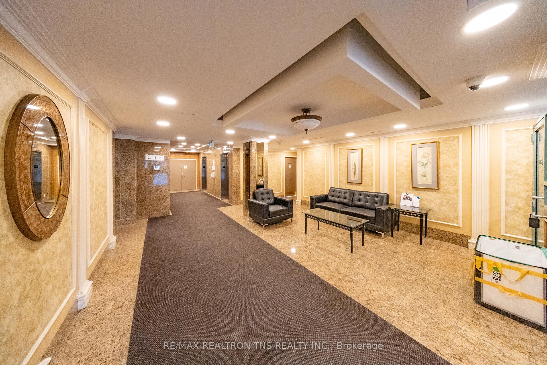 Front of Unit Ph1, 135 Pond Drive