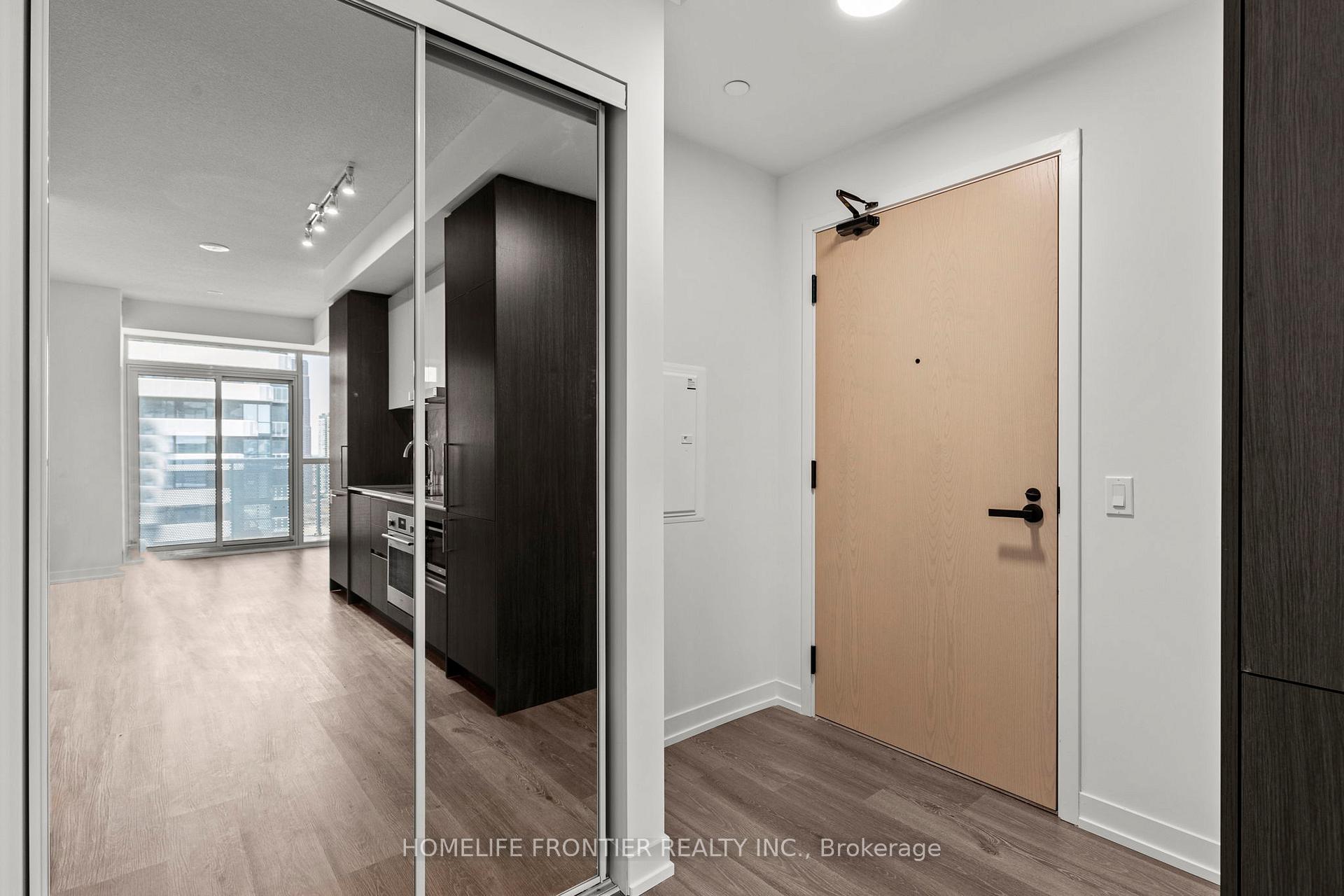 Photo 5 of Unit 2615, 225 Commerce Street E, Vaughan, Vaughan Corporate Centre — HOMEH