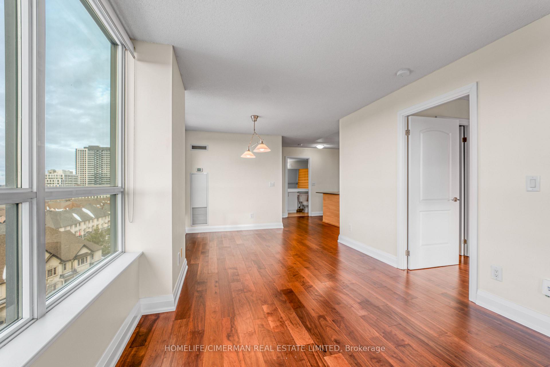 Photo 10 of Unit 811, 30 N Park Road, Vaughan, Beverley Glen — HOMEH