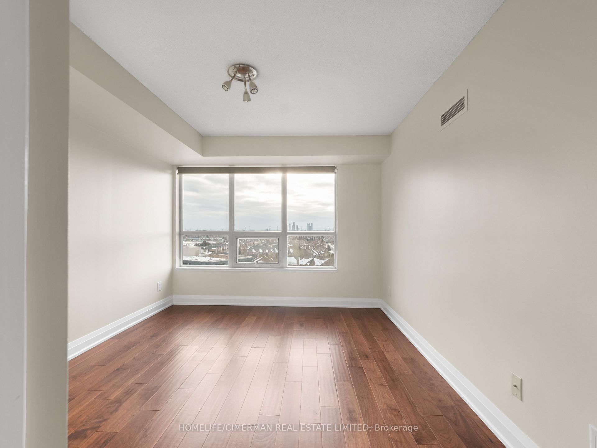 Photo 13 of Unit 811, 30 N Park Road, Vaughan, Beverley Glen — HOMEH