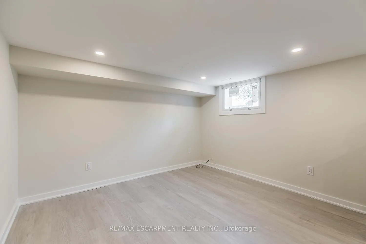 Photo 7 of Unit 2, 129 East 22nd Street, Hamilton, Eastmount — HOMEH