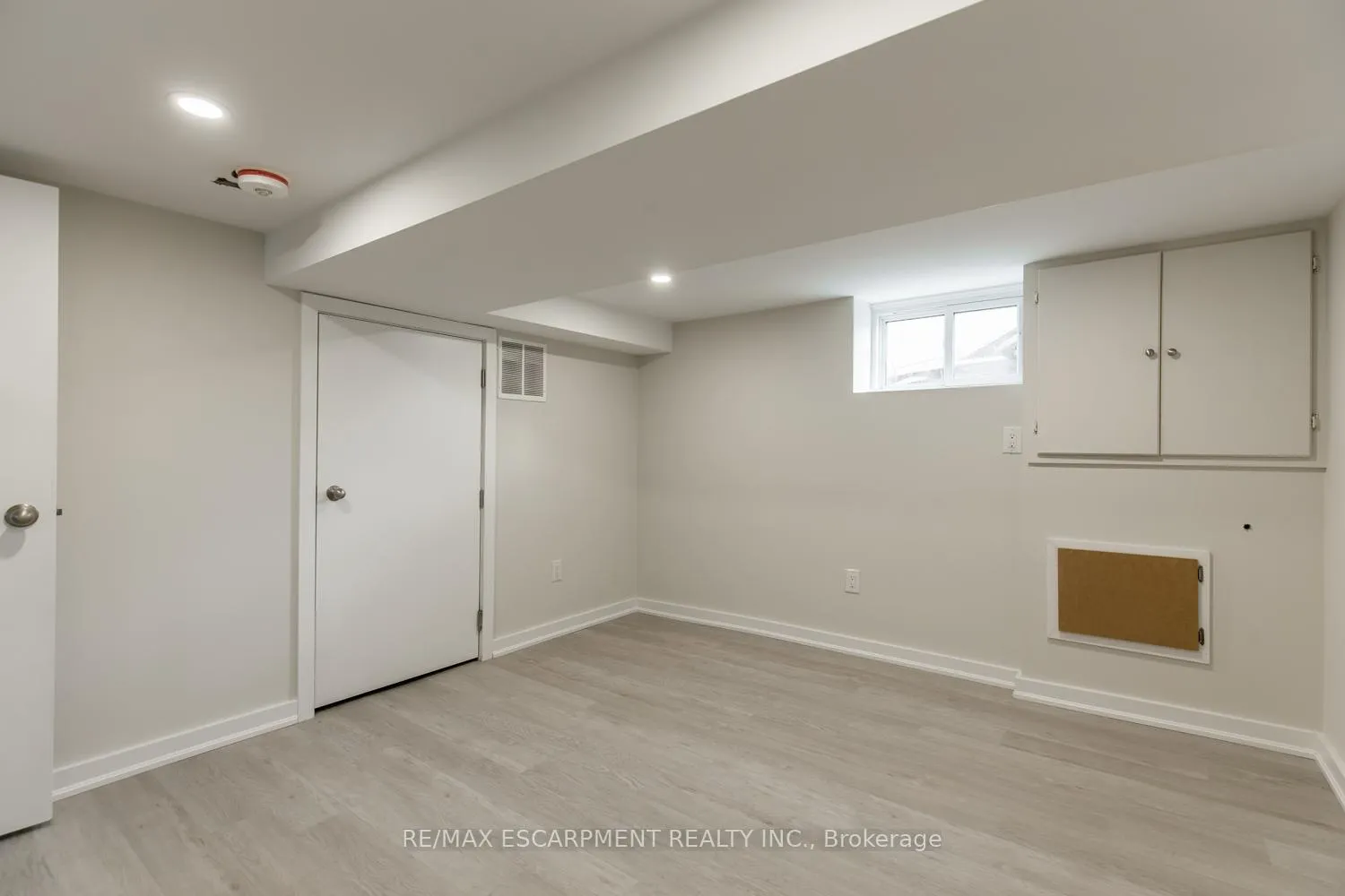 Photo 8 of Unit 2, 129 East 22nd Street, Hamilton, Eastmount — HOMEH