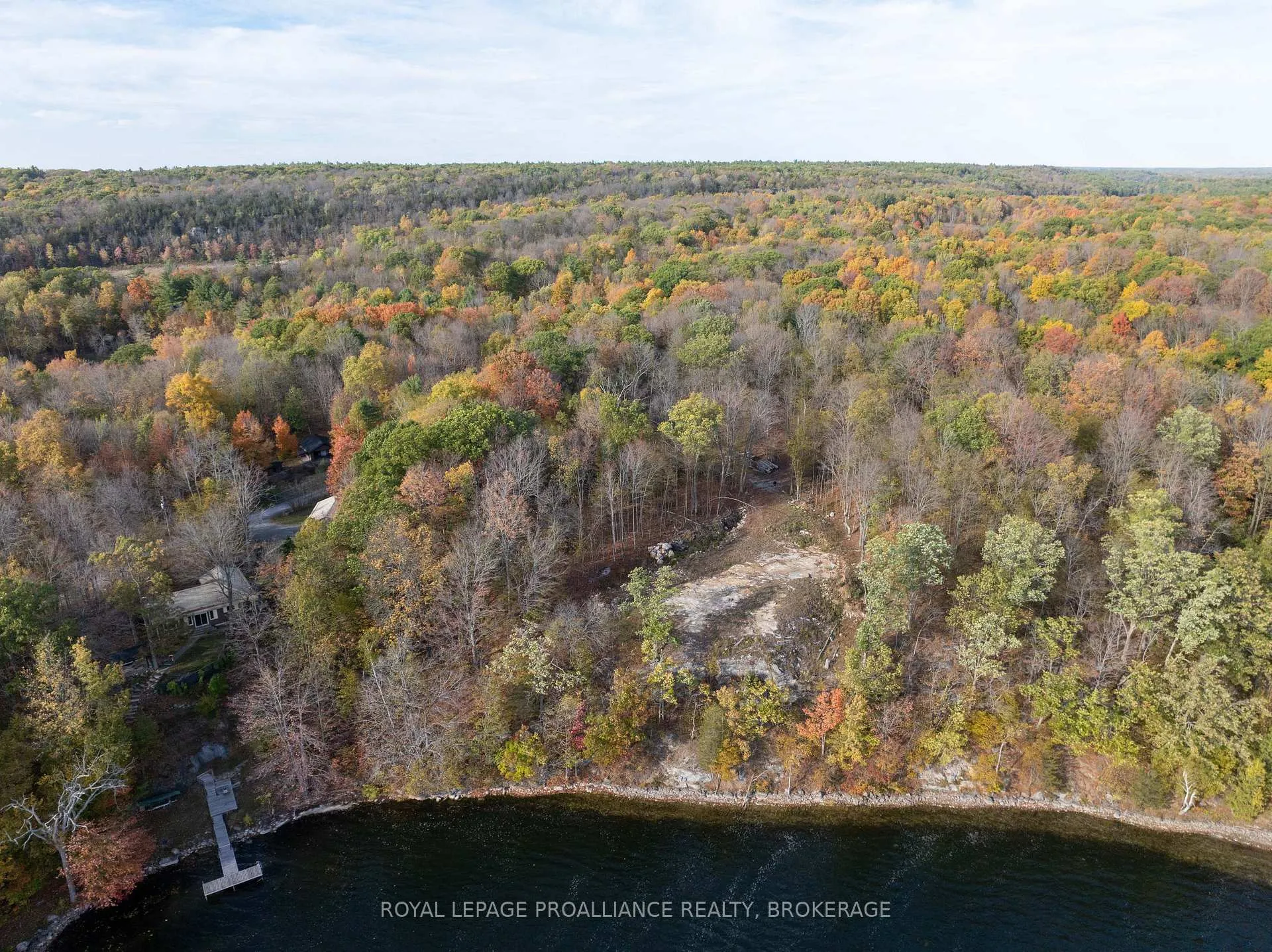Photo 2 of 485 Stafford Lane, Frontenac, Frontenac South — HOMEH