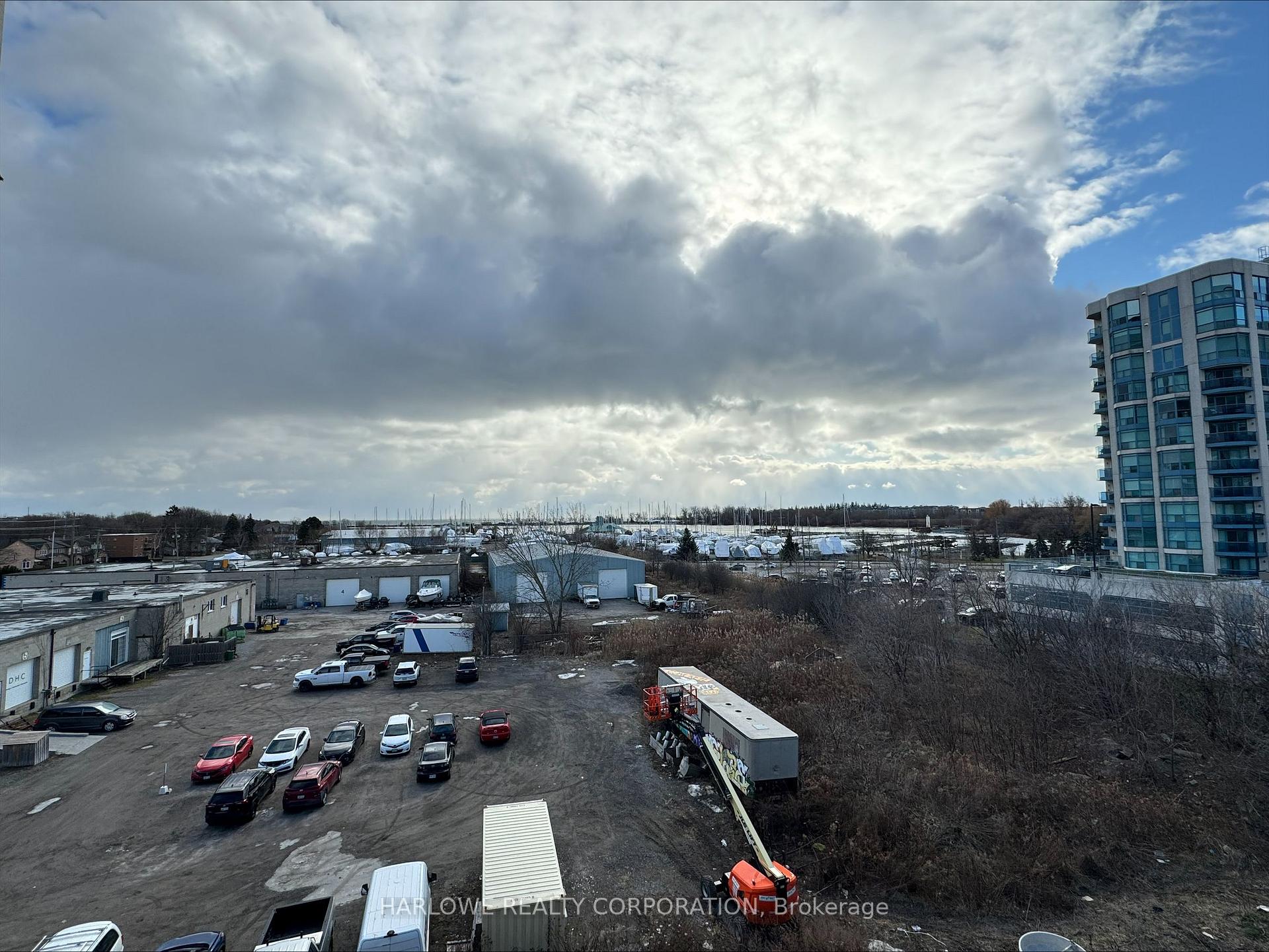 Photo 13 of Unit 443 E, 1610 Charles Street E, Whitby, Port Whitby — HOMEH