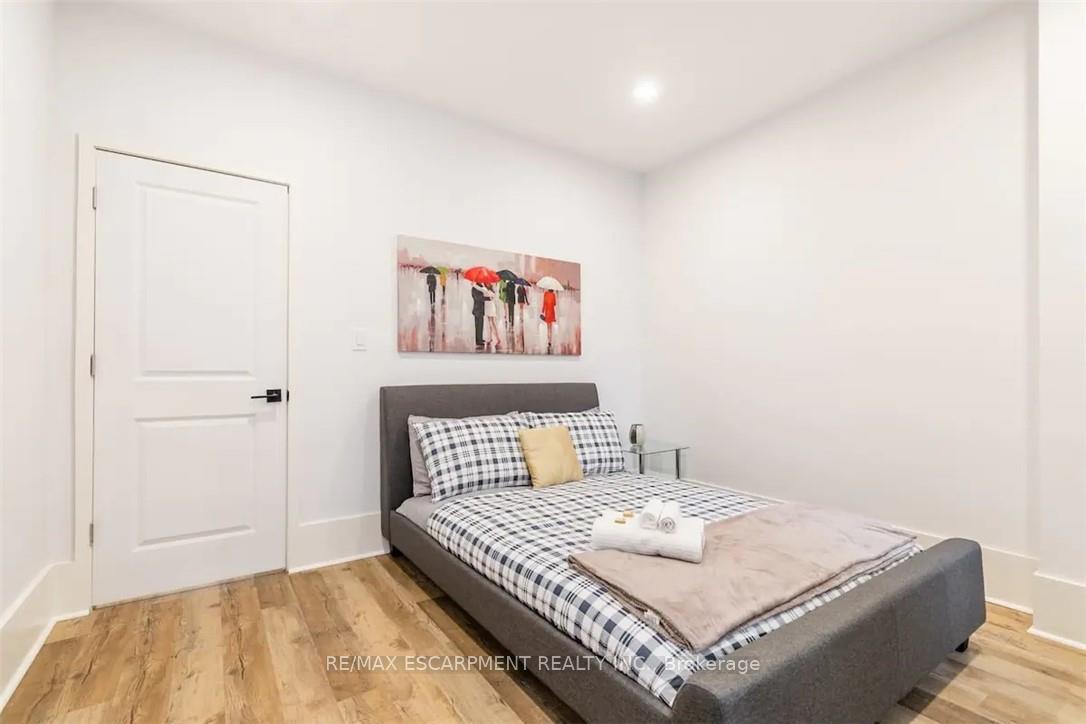 Photo 9 of Unit 202, 63 John Street S, Hamilton, Corktown — HOMEH