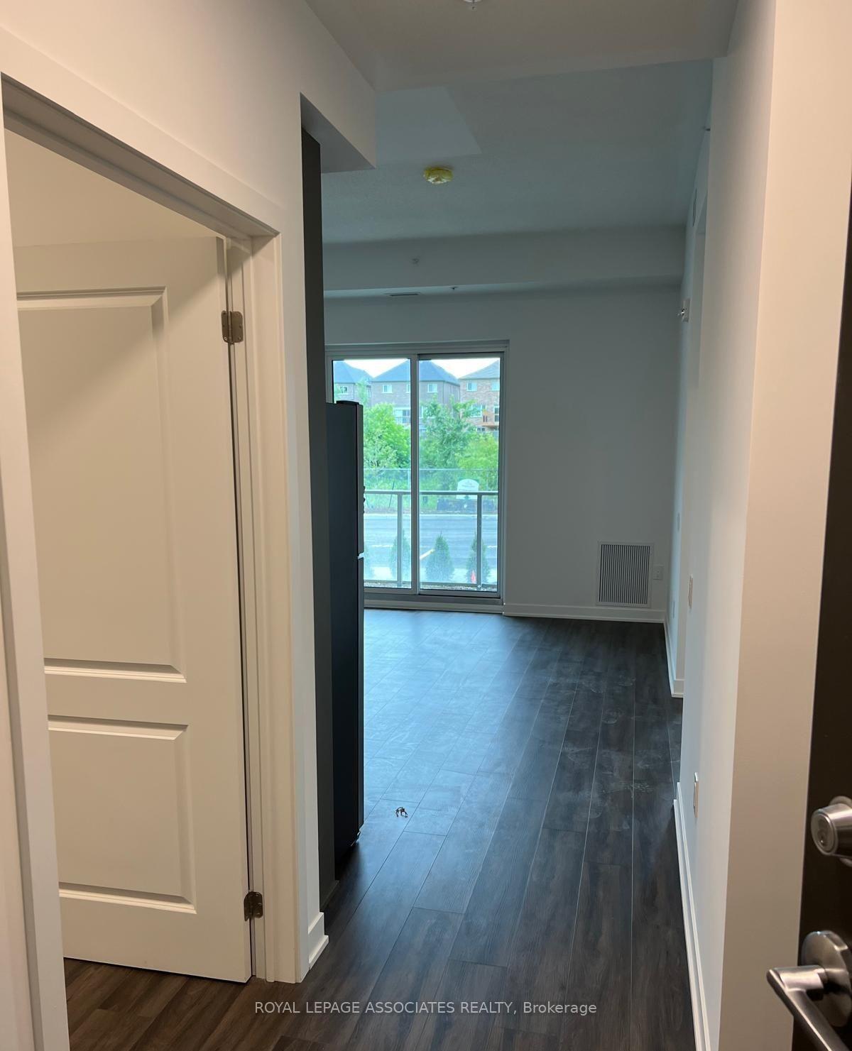 Photo 2 of Unit 108, 385 Arctic Red Drive, Oshawa, Windfields — HOMEH