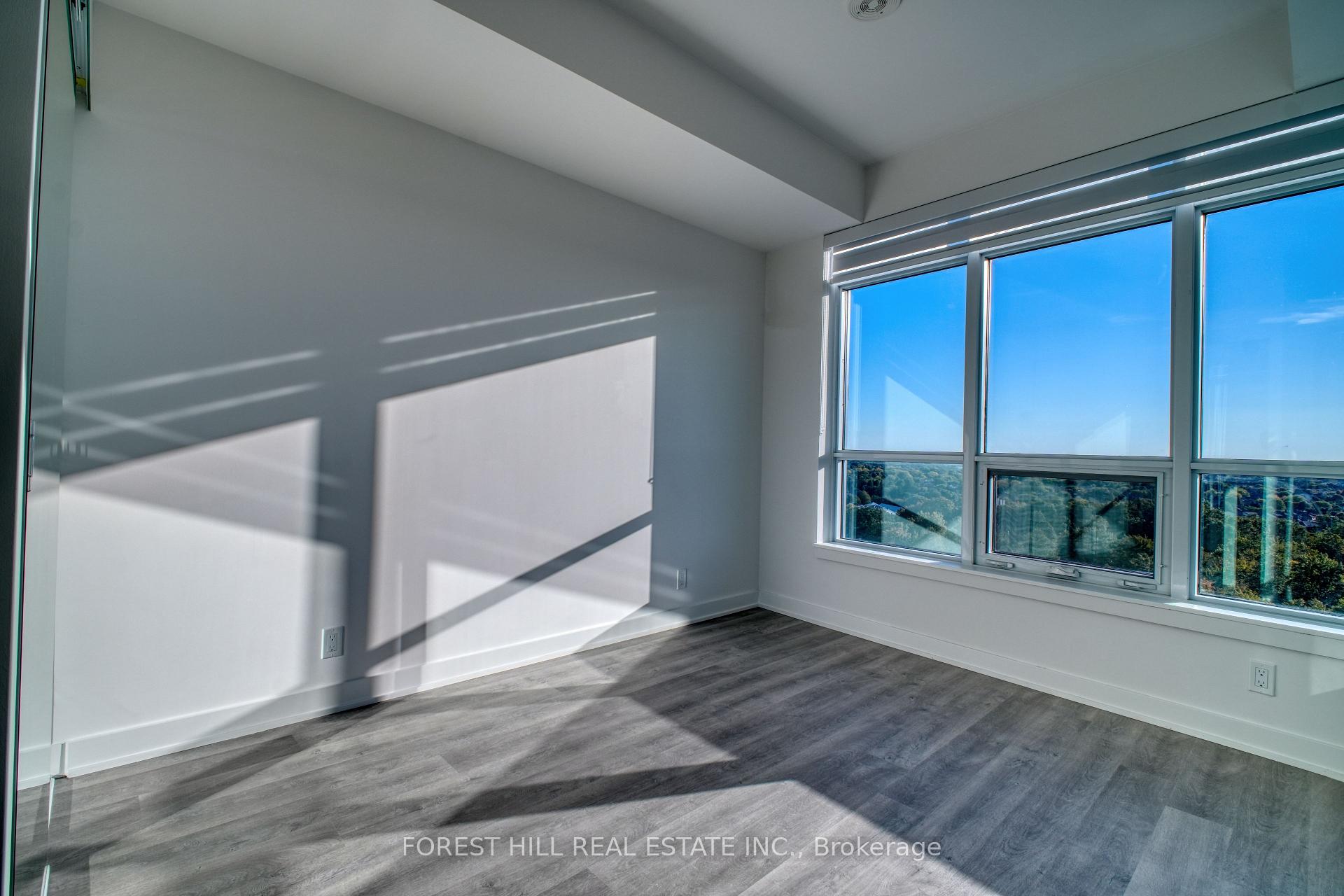 Photo 8 of Unit 1005, 30 Upper Mall Way, Vaughan, Brownridge — HOMEH