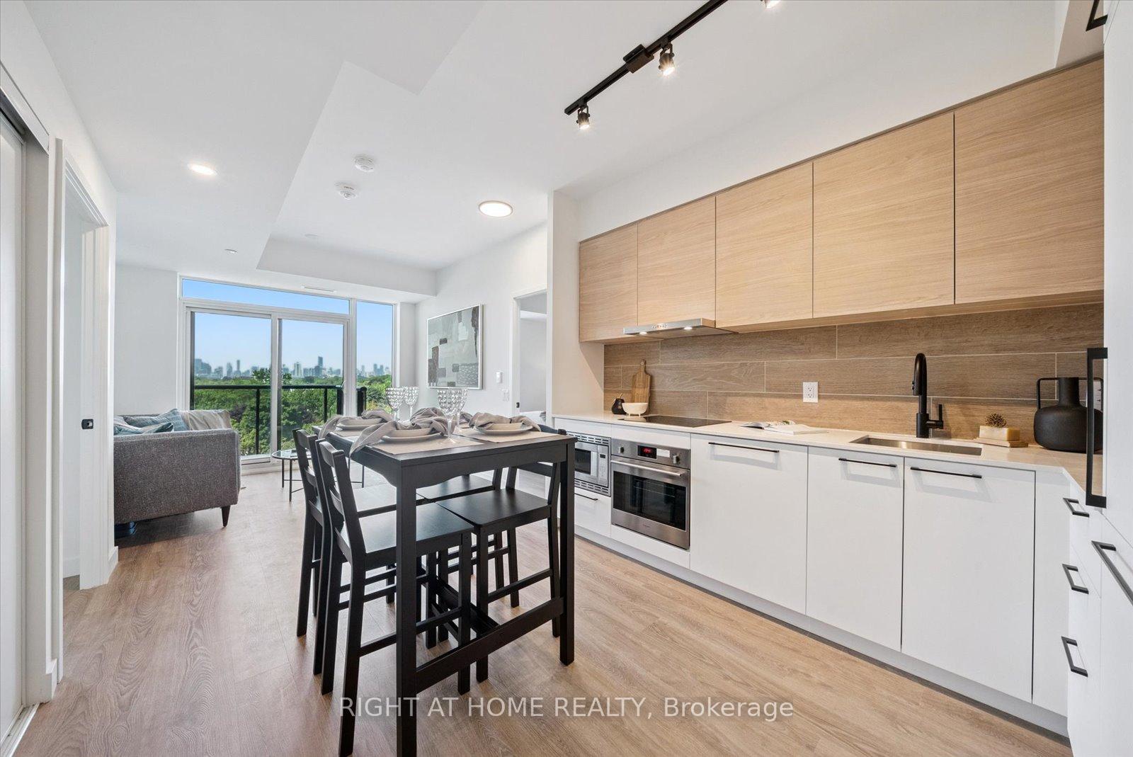 Photo 15 of Unit 713, 1050 Eastern Avenue, Toronto, The Beaches — HOMEH