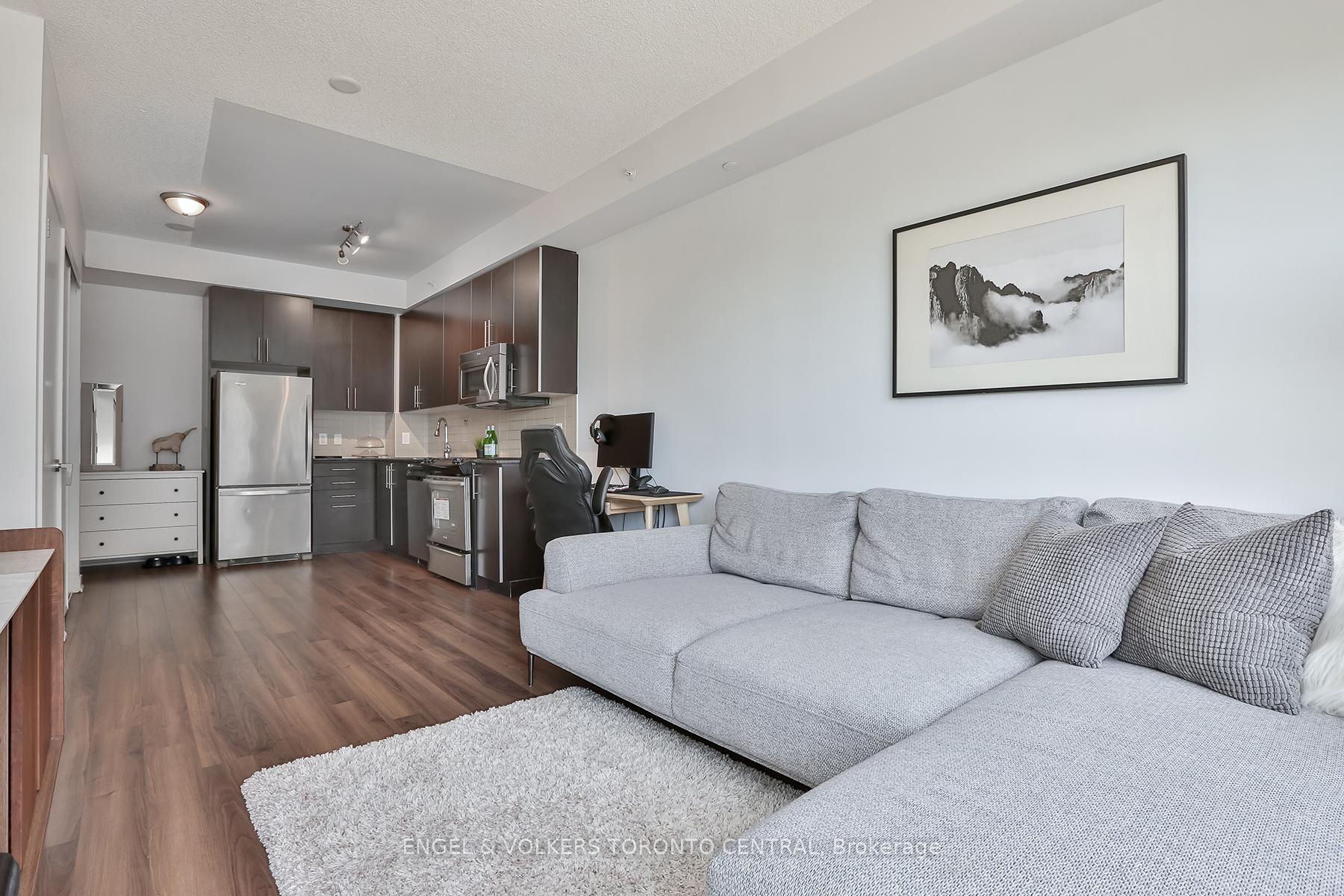 Photo 12 of Unit 1101, 60 Berwick Avenue, Toronto, Yonge-Eglinton — HOMEH