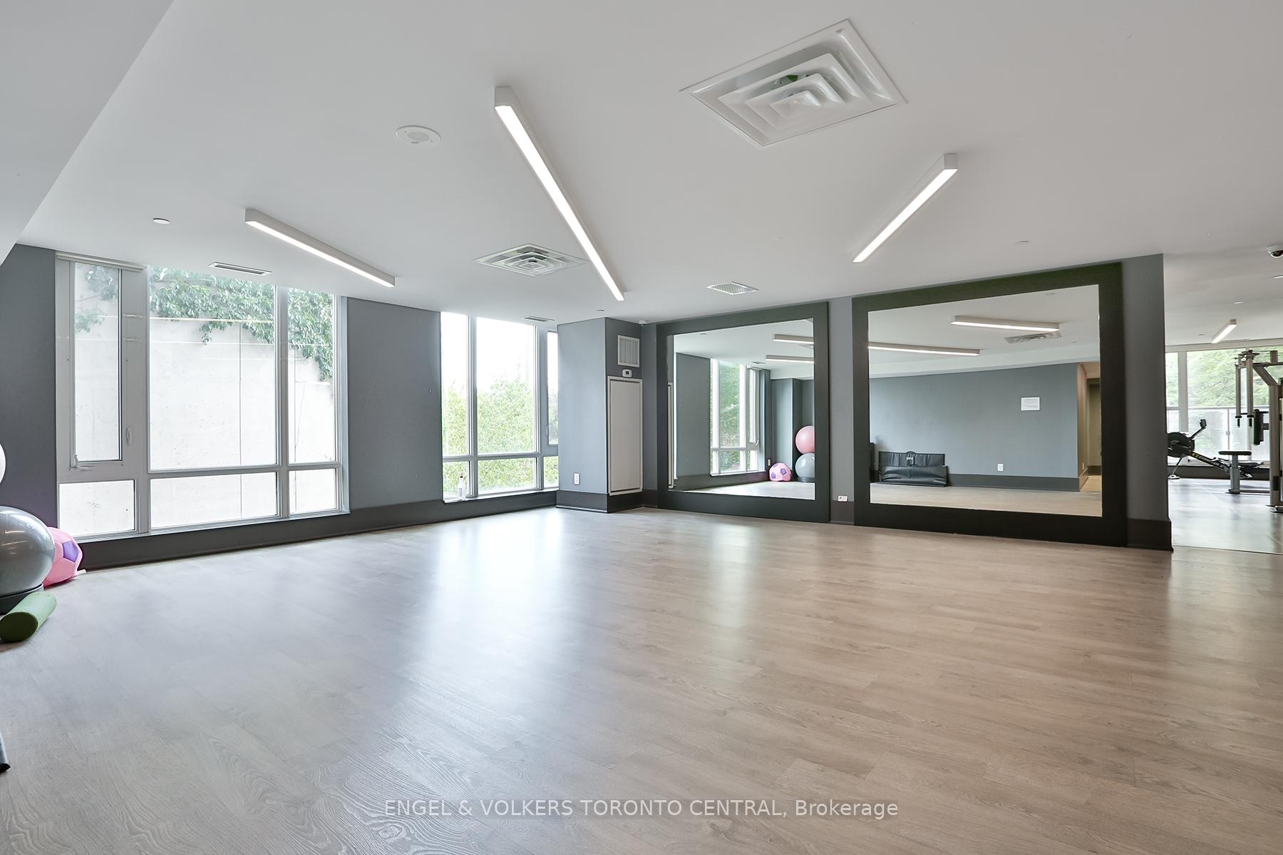 Photo 14 of Unit 1101, 60 Berwick Avenue, Toronto, Yonge-Eglinton — HOMEH