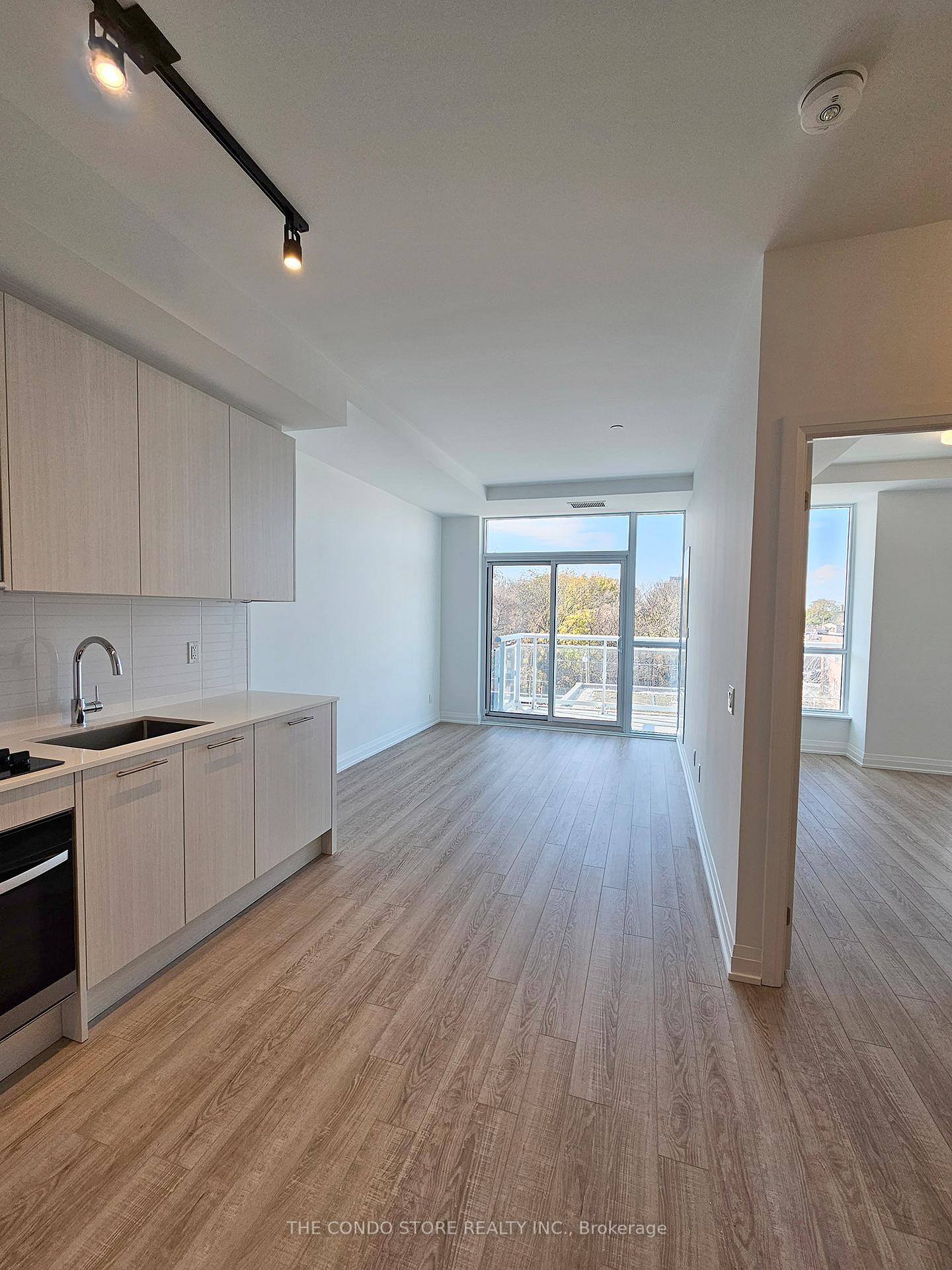 Photo 2 of Unit 301, 286 Main Street, Toronto, East End-Danforth — HOMEH