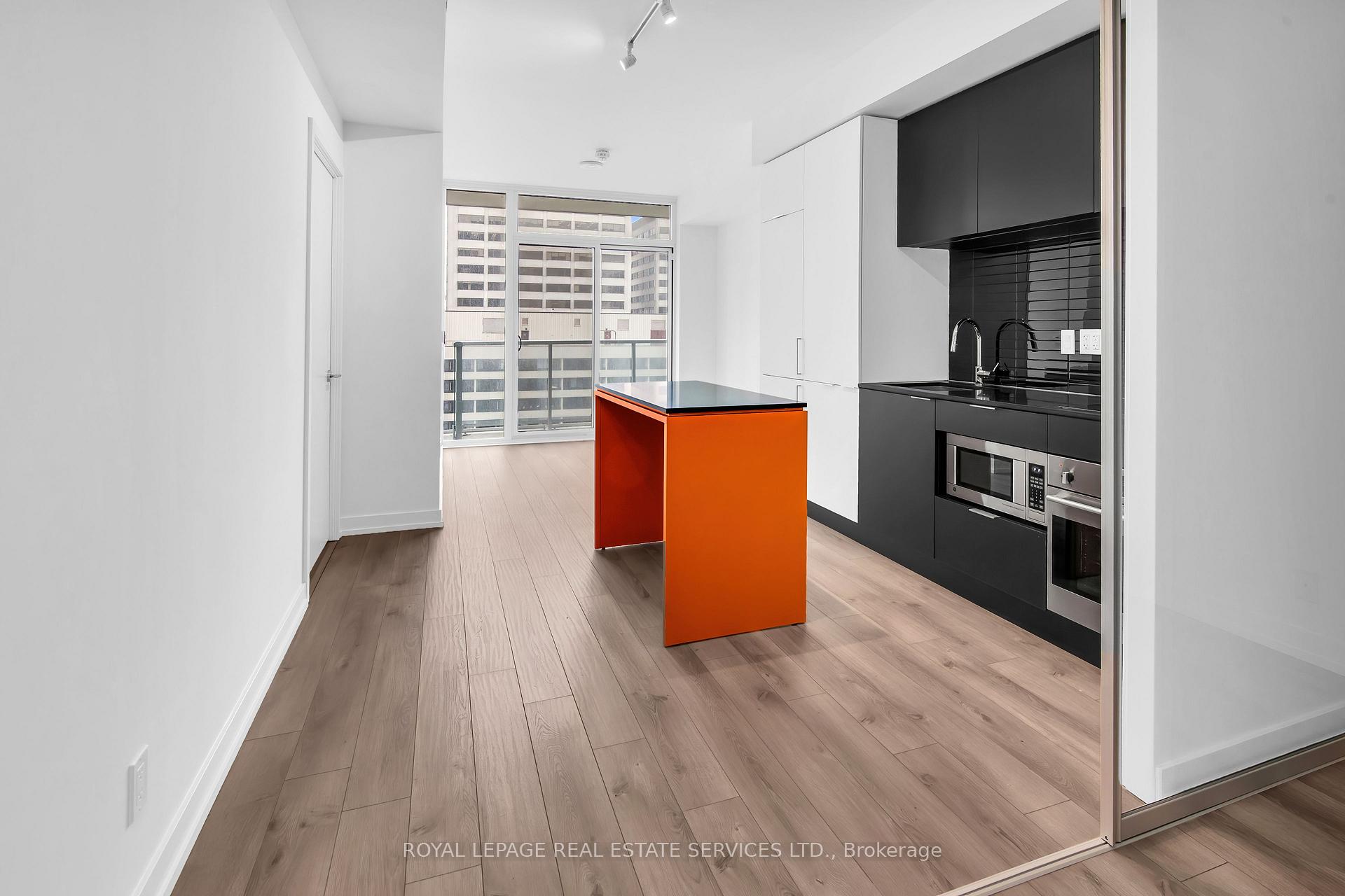 Photo 18 of Unit 1507, 33 Helendale Avenue, Toronto, Yonge-Eglinton — HOMEH