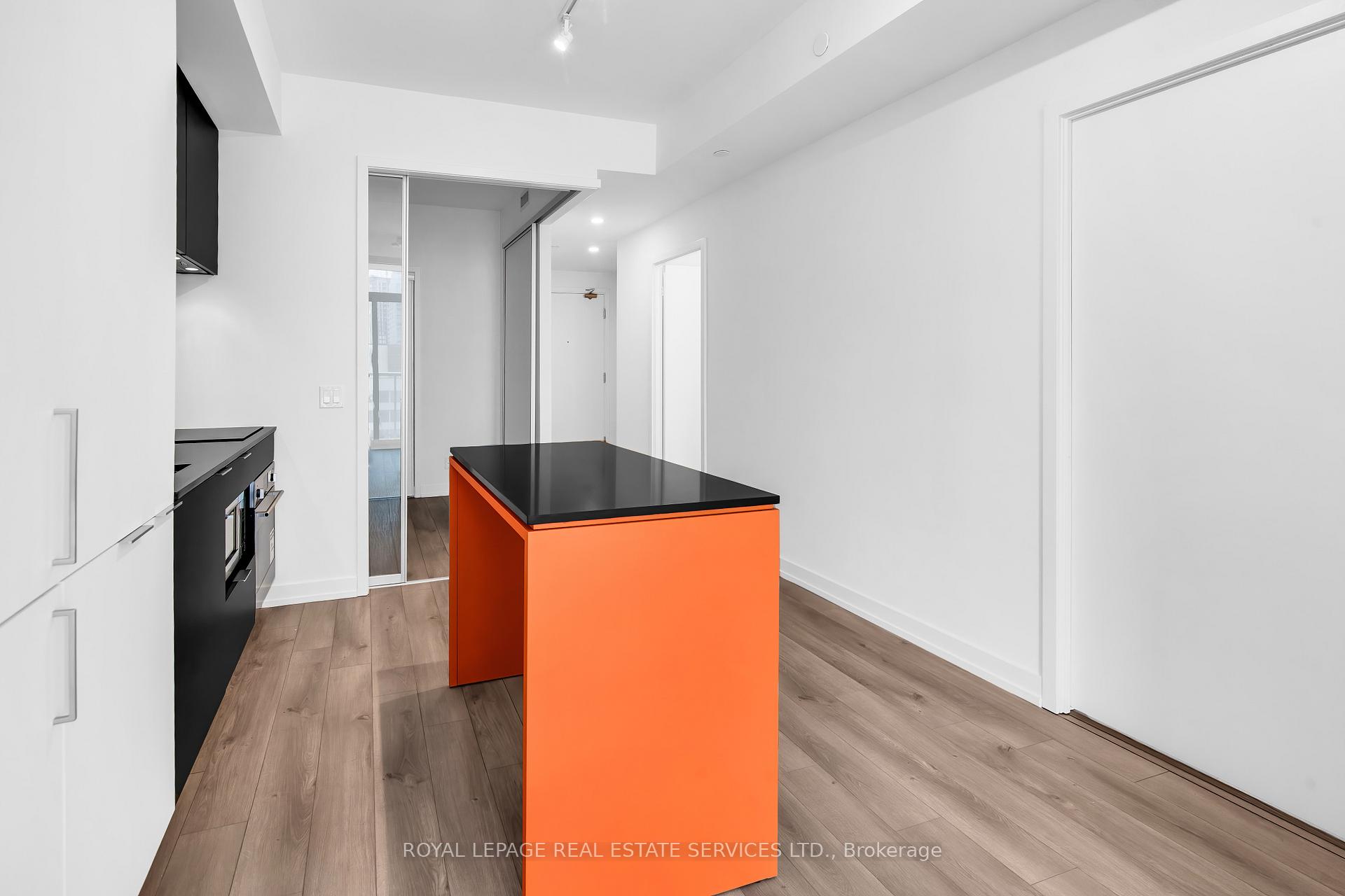 Photo 21 of Unit 1507, 33 Helendale Avenue, Toronto, Yonge-Eglinton — HOMEH