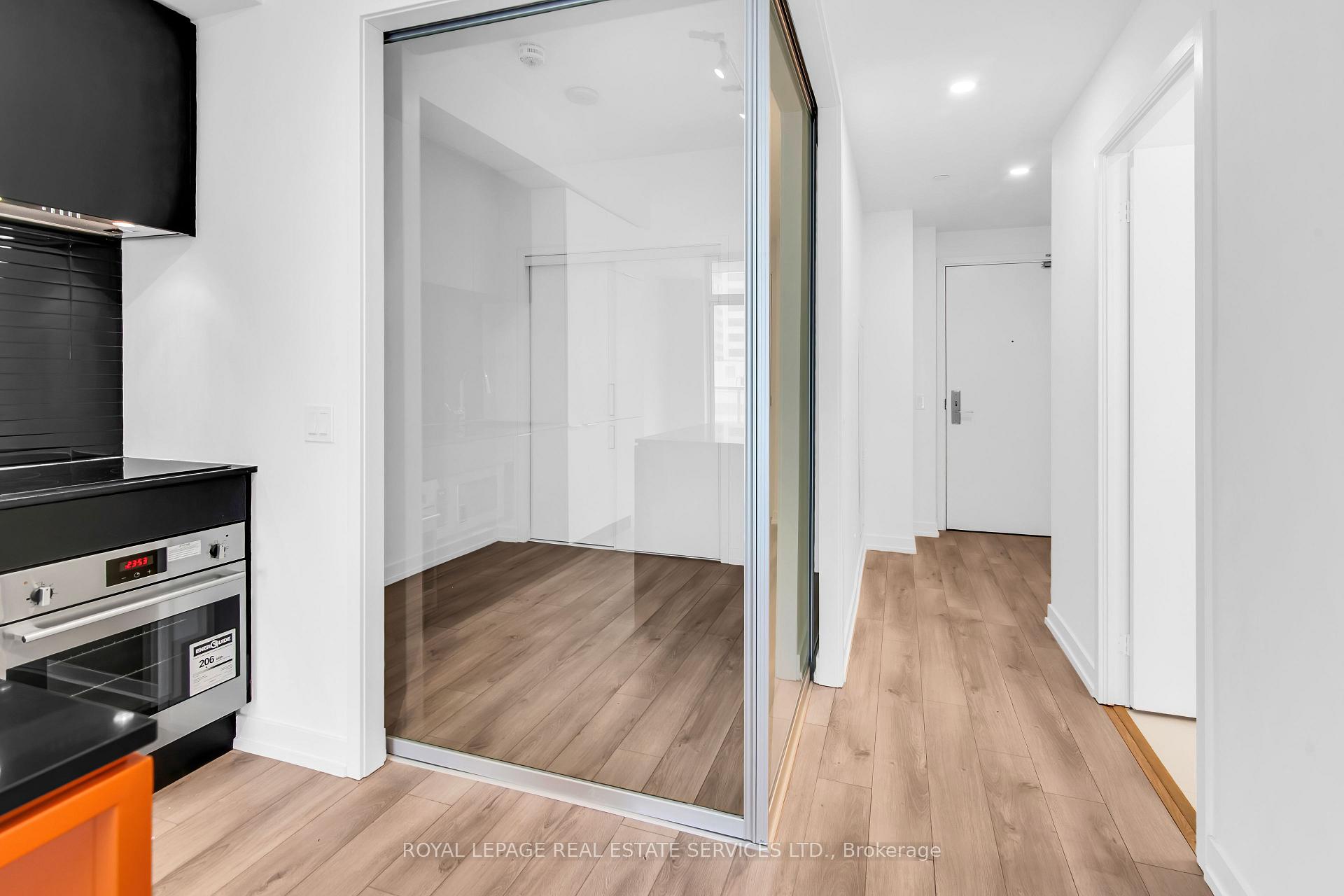 Photo 14 of Unit 1507, 33 Helendale Avenue, Toronto, Yonge-Eglinton — HOMEH