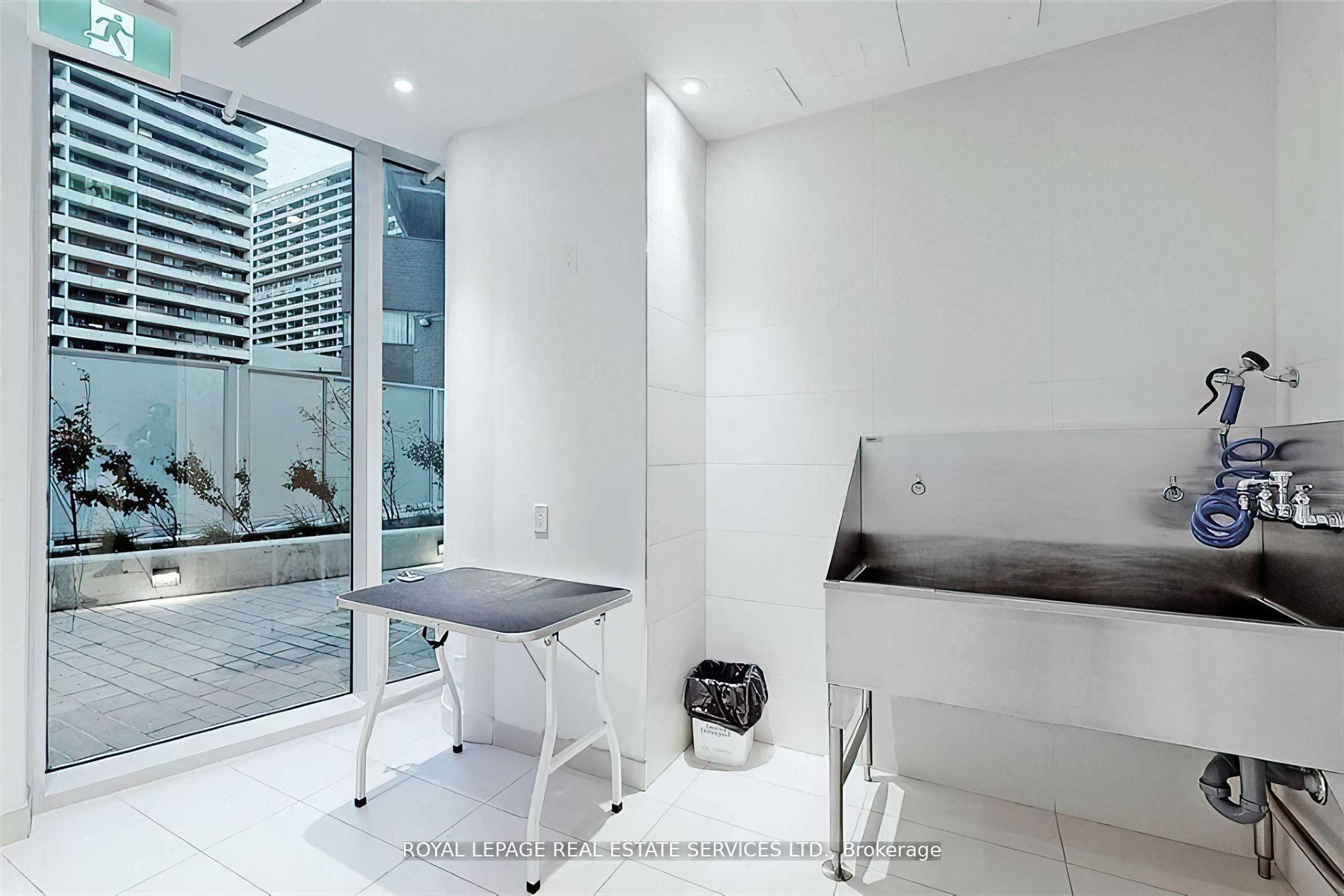 Photo 35 of Unit 1507, 33 Helendale Avenue, Toronto, Yonge-Eglinton — HOMEH