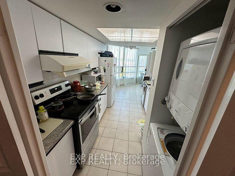 Photo 15 of Unit 918, 7805 Bayview Avenue, Markham, Aileen-Willowbrook — HOMEH