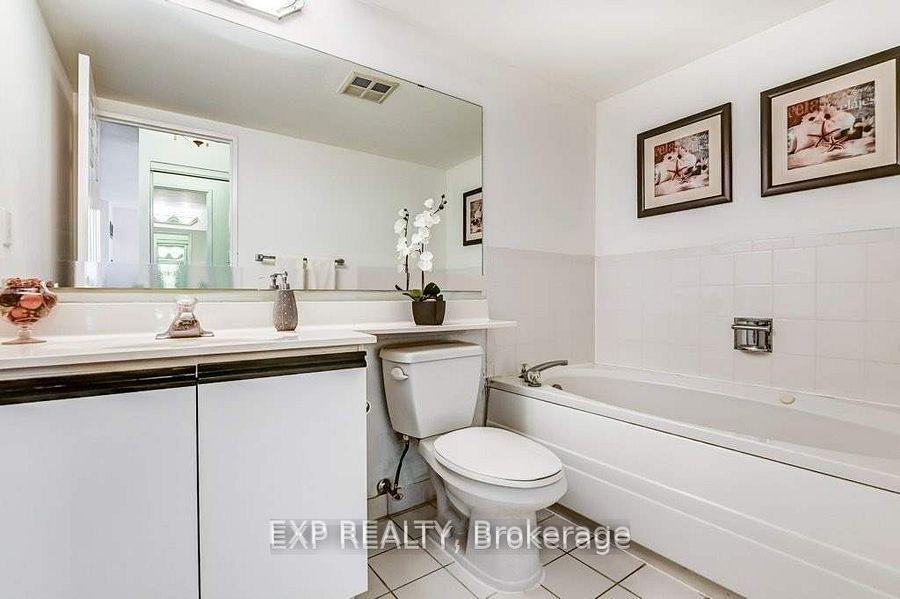 Photo 14 of Unit 918, 7805 Bayview Avenue, Markham, Aileen-Willowbrook — HOMEH