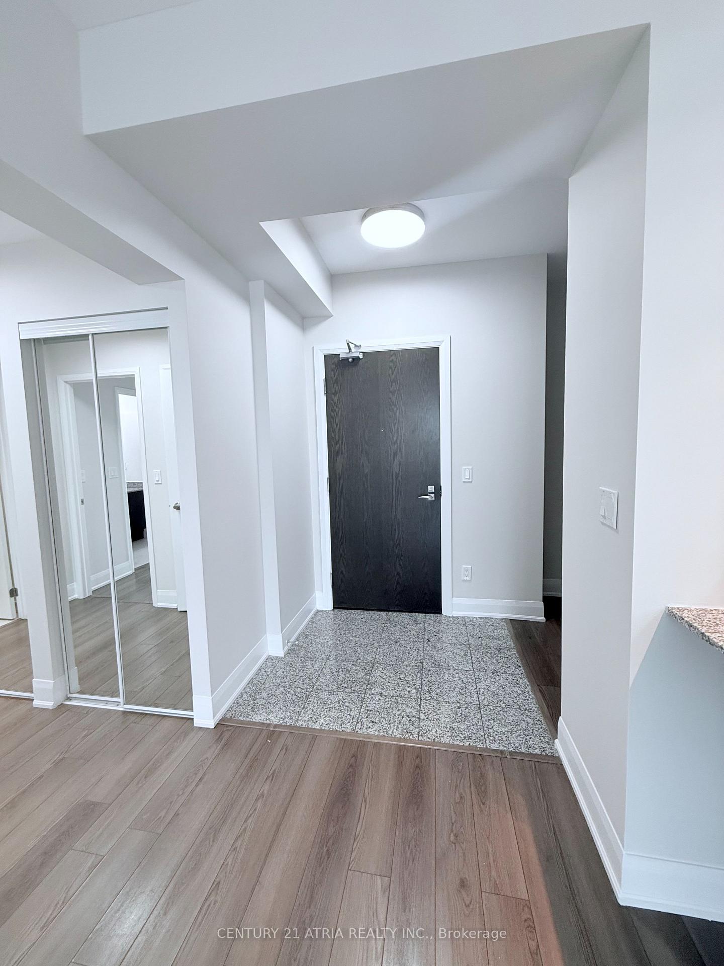 Photo 5 of Unit 2608, 2900 Highway 7, Vaughan, Concord — HOMEH