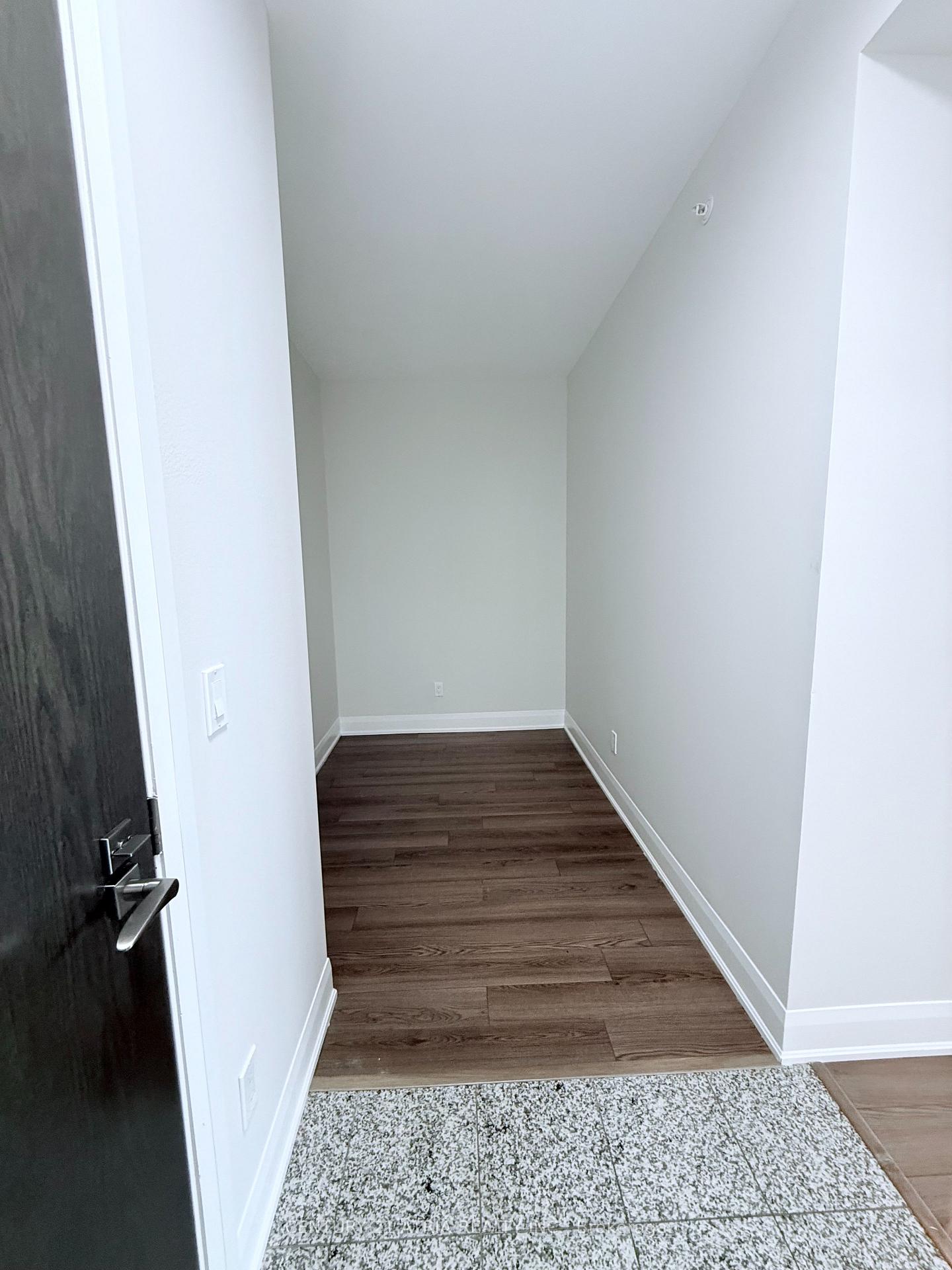 Photo 6 of Unit 2608, 2900 Highway 7, Vaughan, Concord — HOMEH