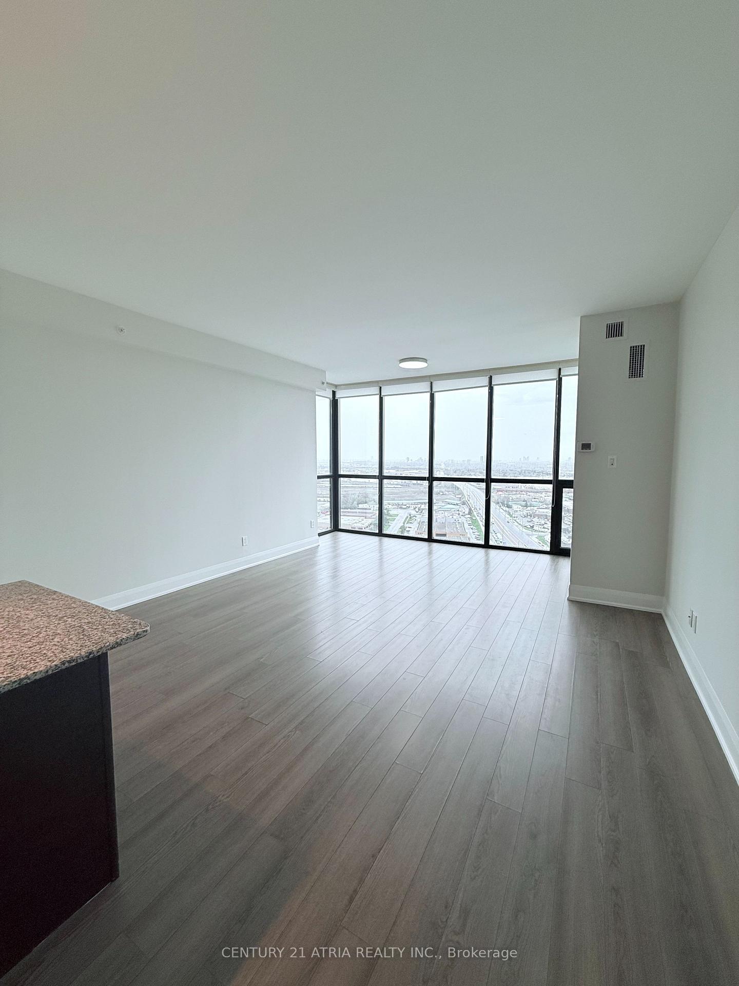 Photo 24 of Unit 2608, 2900 Highway 7, Vaughan, Concord — HOMEH