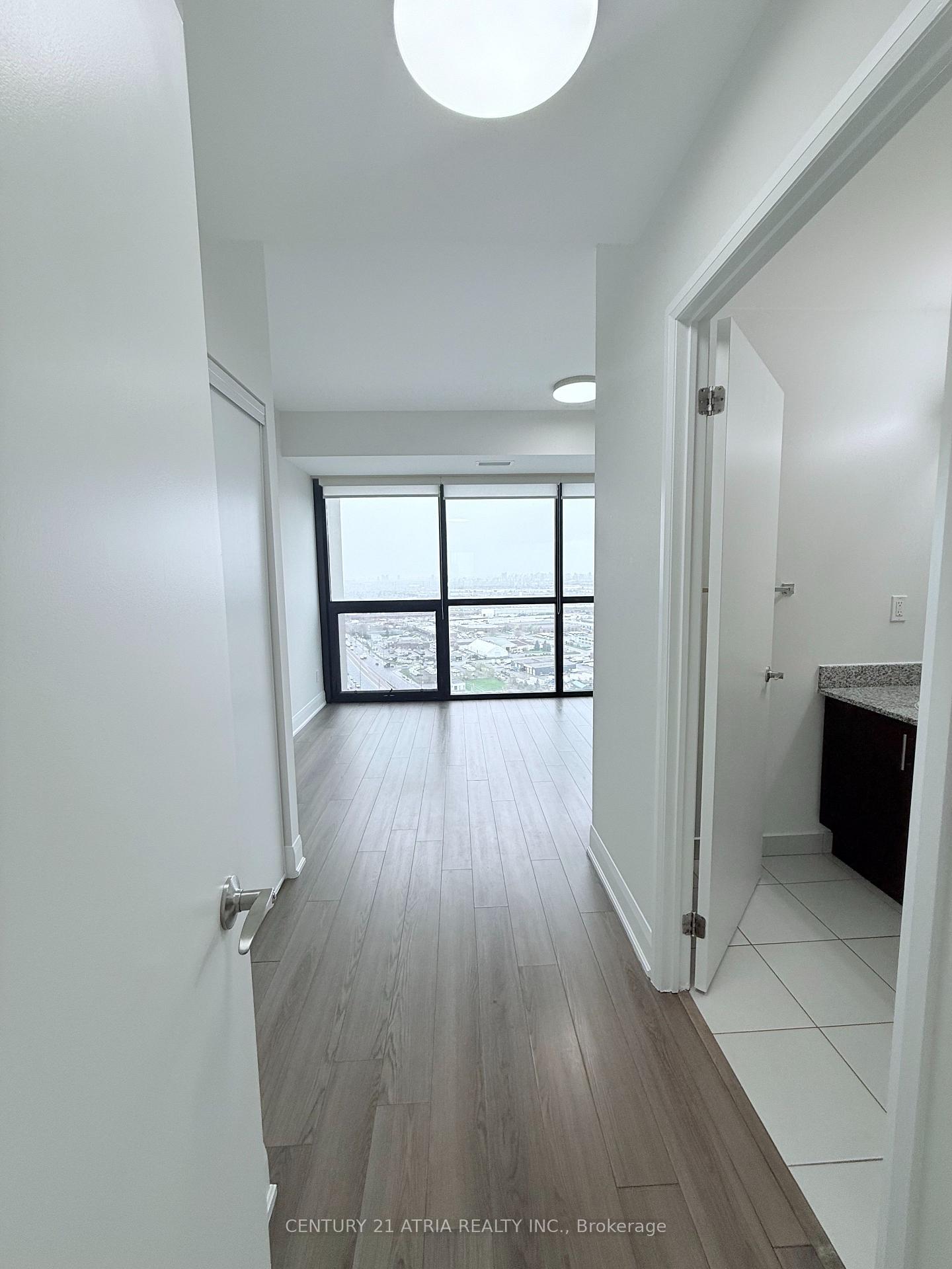 Photo 16 of Unit 2608, 2900 Highway 7, Vaughan, Concord — HOMEH