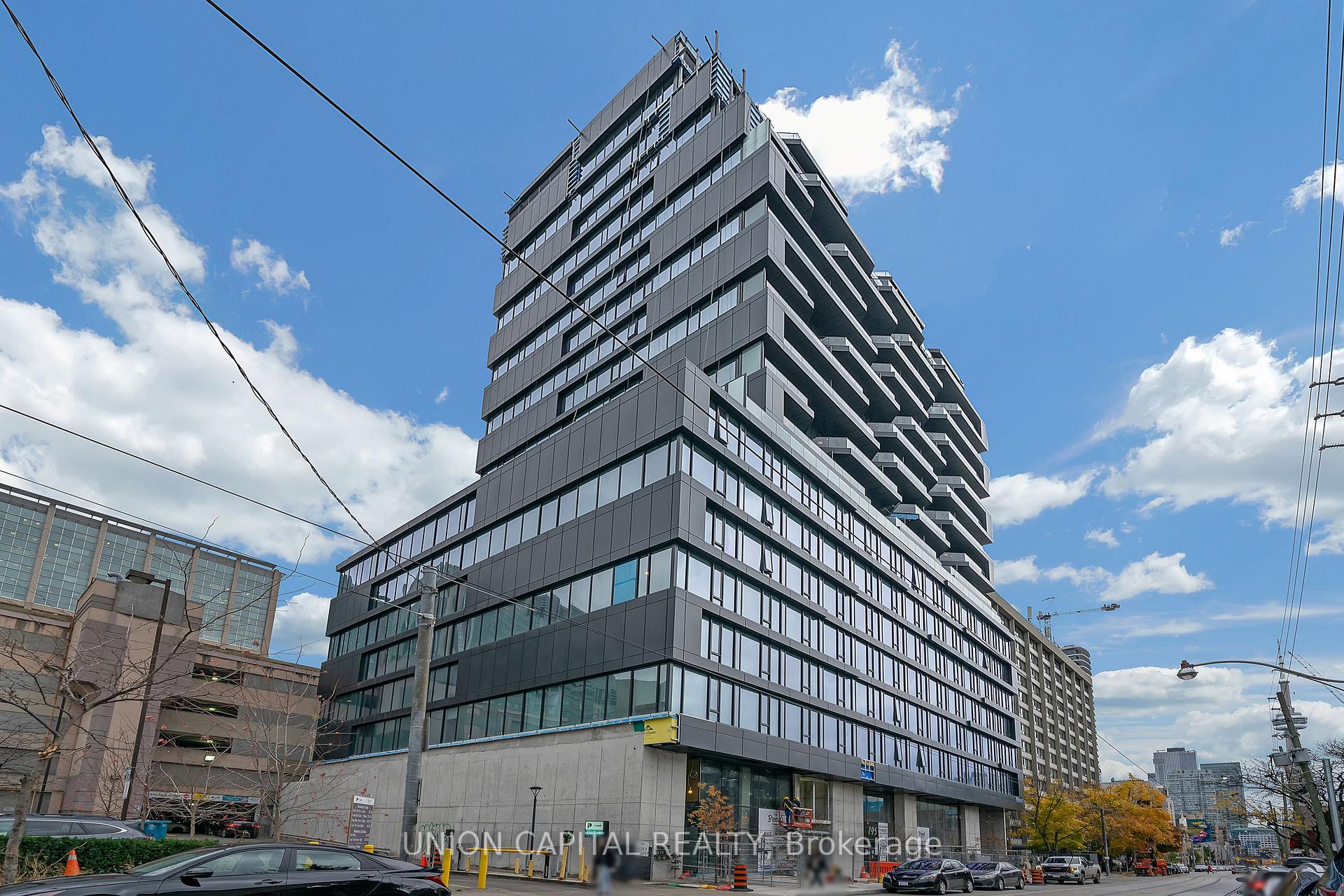 Front of Unit 1111, 195 McCaul Street