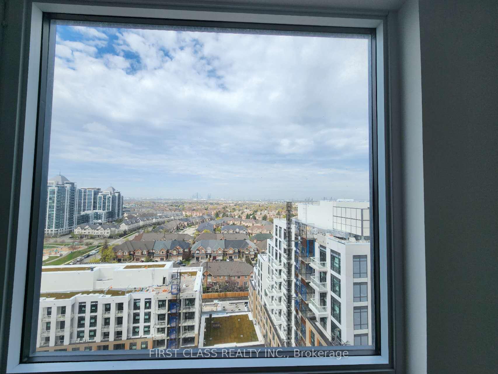 Photo 6 of Unit 812, 7950 Bathurst Street, Vaughan, Beverley Glen — HOMEH