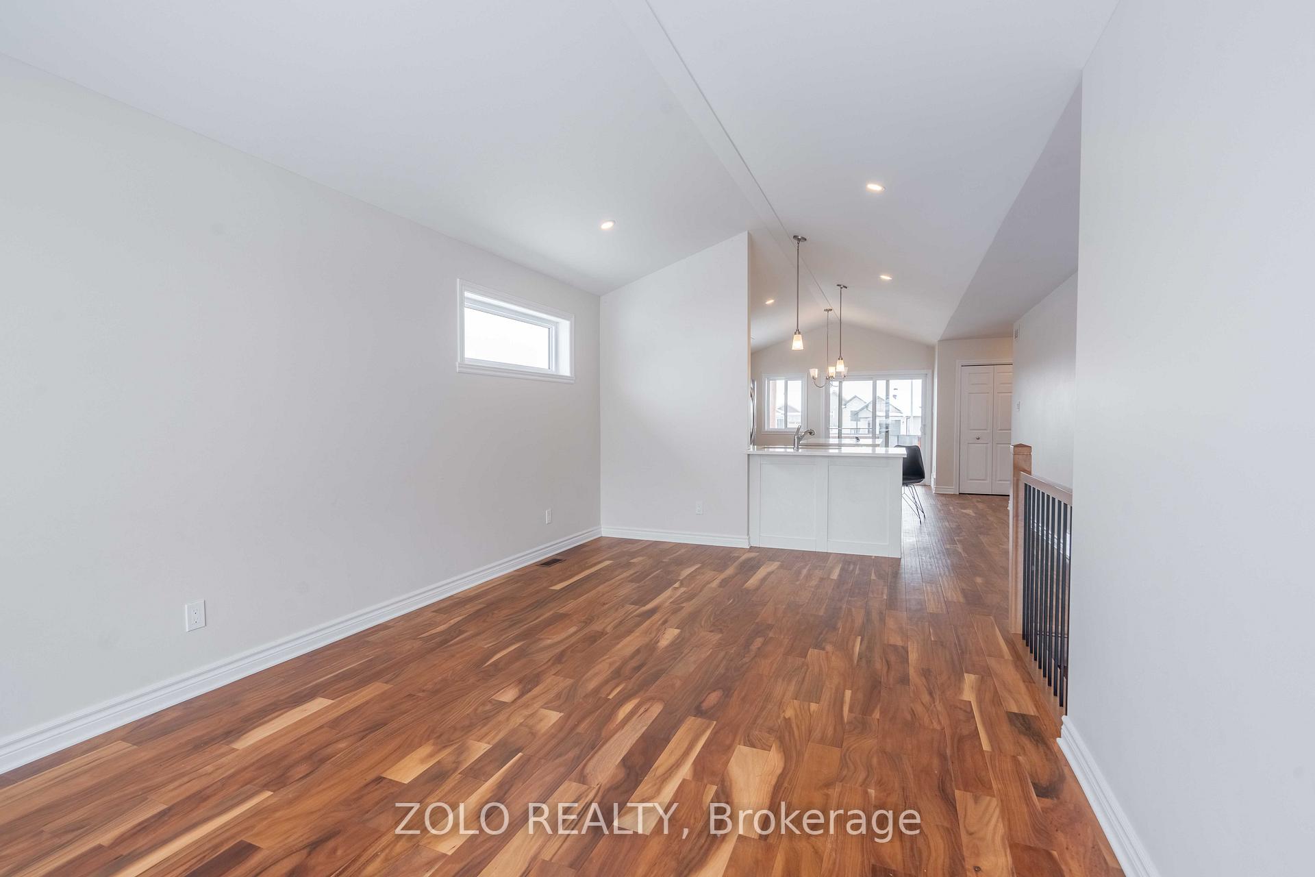 Photo 6 of 2360 Watson Crescent W, Cornwall — HOMEH
