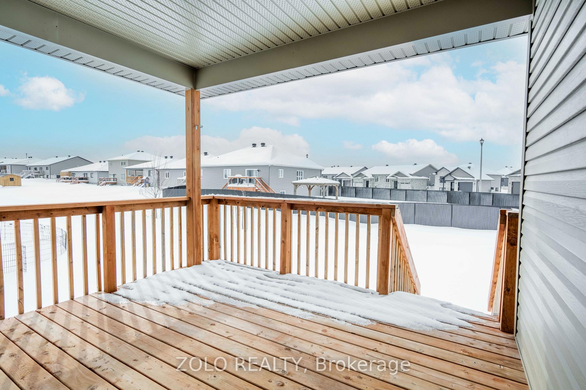 Photo 36 of 2360 Watson Crescent W, Cornwall — HOMEH