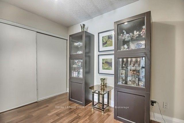Photo 5 of Unit 414, 30 North Park Road, Vaughan, Beverley Glen — HOMEH