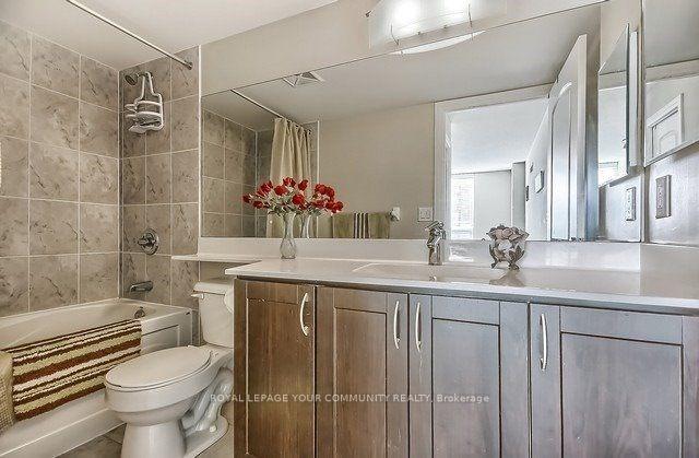 Photo 20 of Unit 414, 30 North Park Road, Vaughan, Beverley Glen — HOMEH