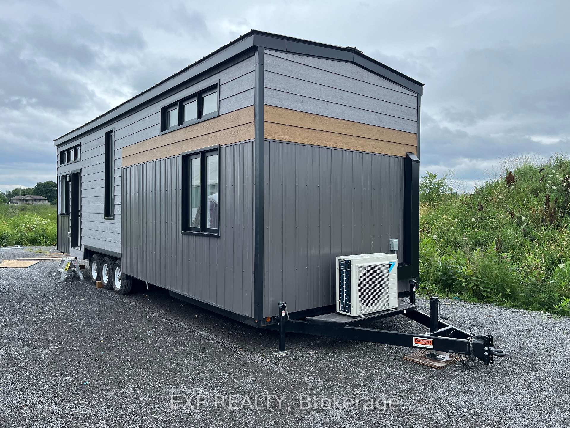 Photo 2 of Unit 1, 3369 Yorks Corners Road, Ottawa, Osgoode Twp (East) (Incl Kenmore) — HOMEH