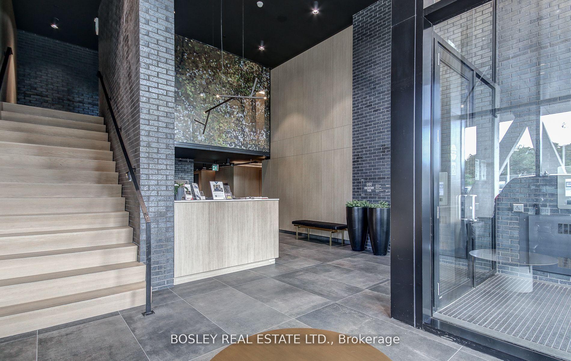 Photo 4 of Unit 707, 7 Smith Crescent, Etobicoke, Stonegate-Queensway — HOMEH