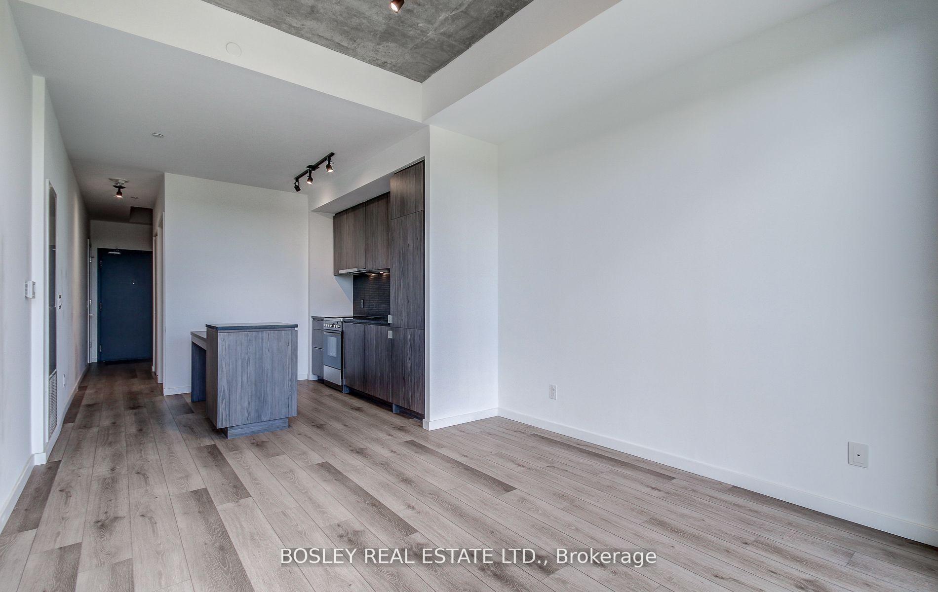Photo 2 of Unit 707, 7 Smith Crescent, Etobicoke, Stonegate-Queensway — HOMEH