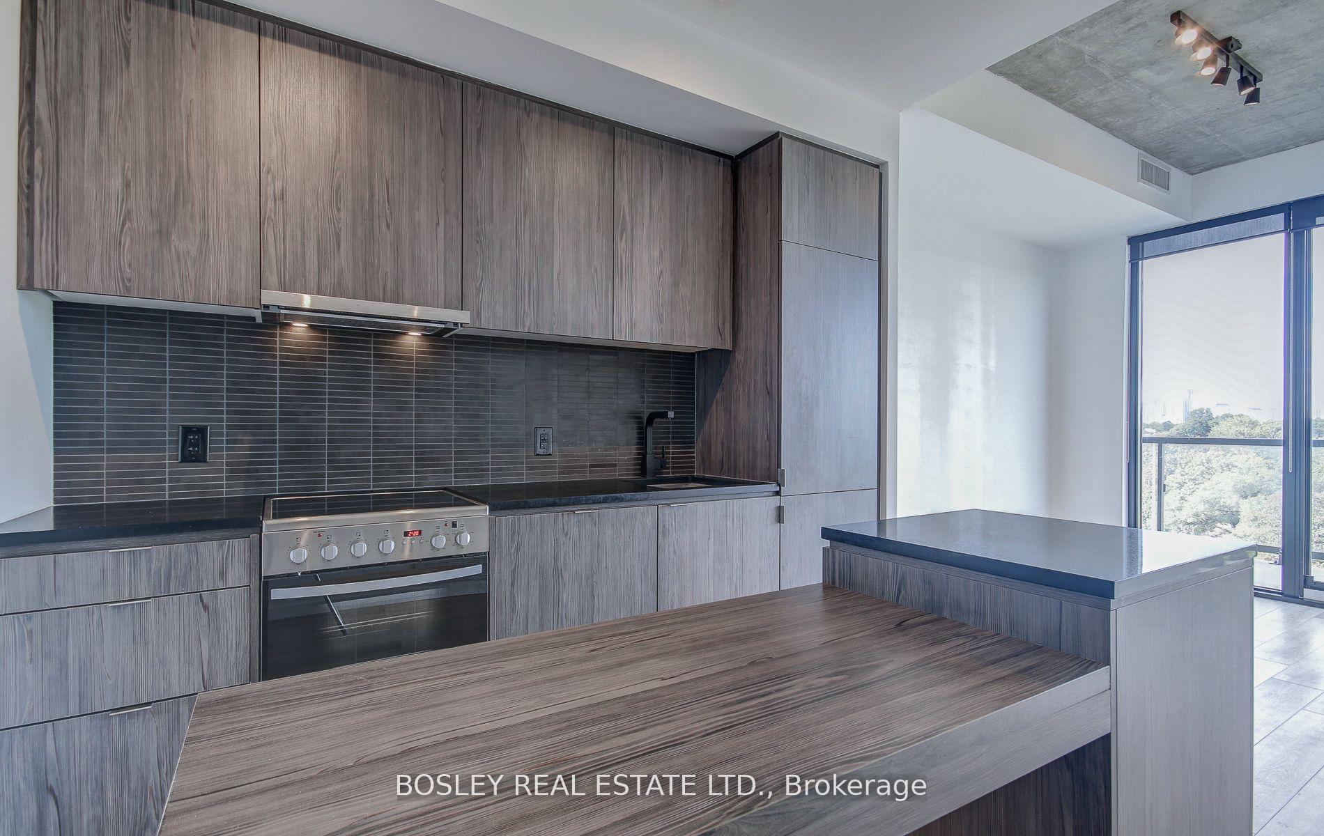 Photo 17 of Unit 707, 7 Smith Crescent, Etobicoke, Stonegate-Queensway — HOMEH