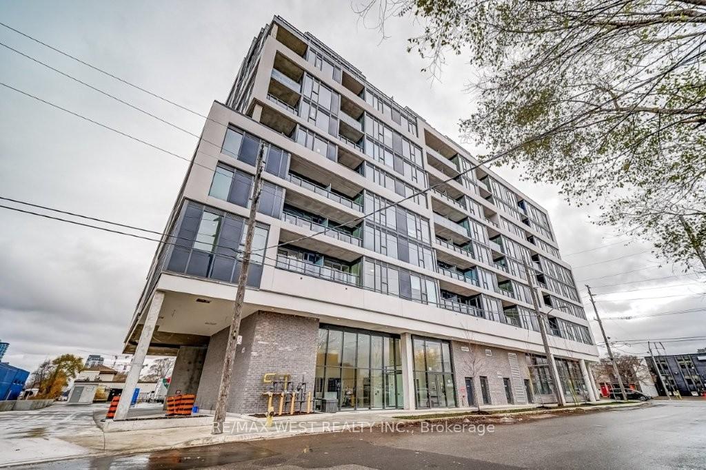 Photo 4 of Unit 513, 859 The Queensway, Etobicoke, Stonegate-Queensway — HOMEH