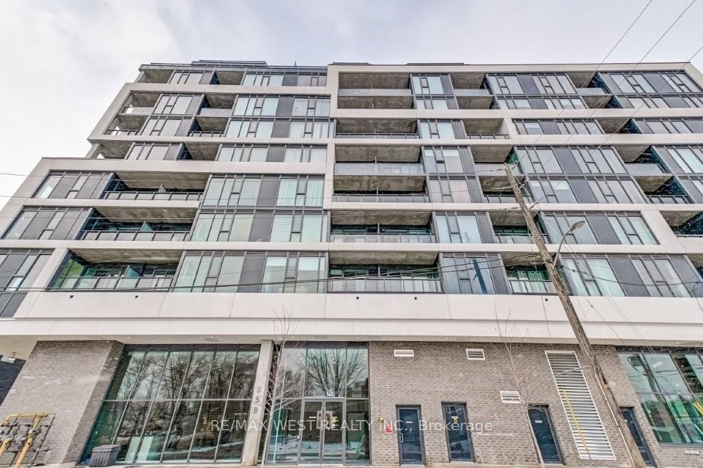 Photo 5 of Unit 513, 859 The Queensway, Etobicoke, Stonegate-Queensway — HOMEH
